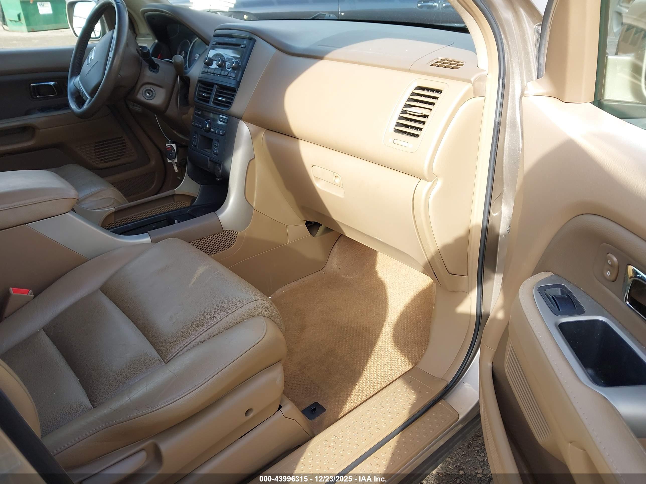 HONDA PILOT image 5