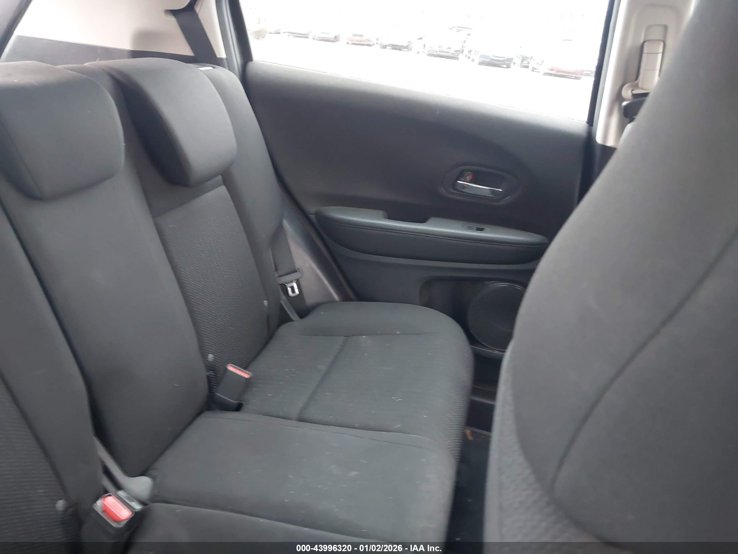 HONDA HR-V image 8