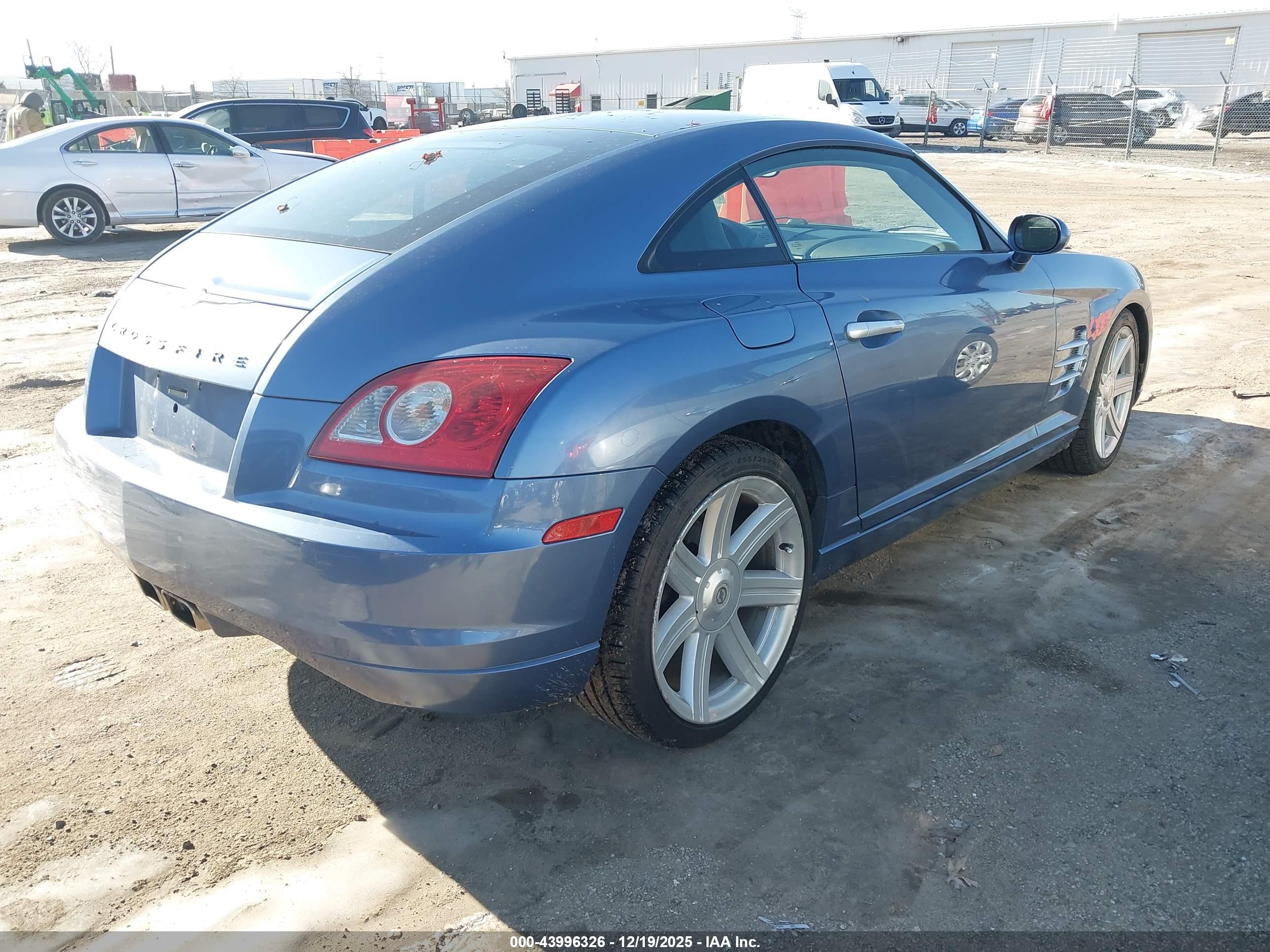 CHRYSLER CROSSFIRE image 4