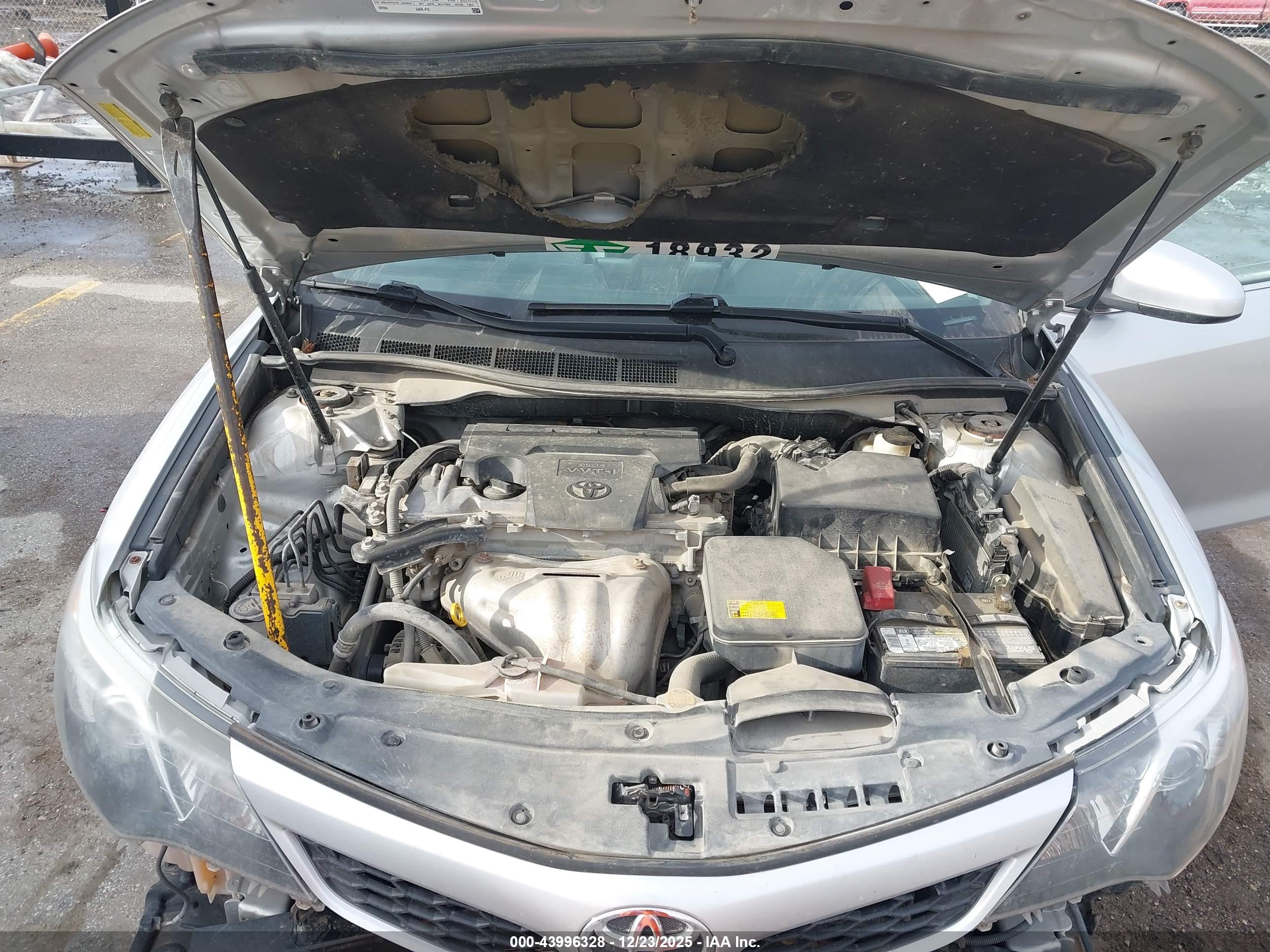 TOYOTA CAMRY image 10