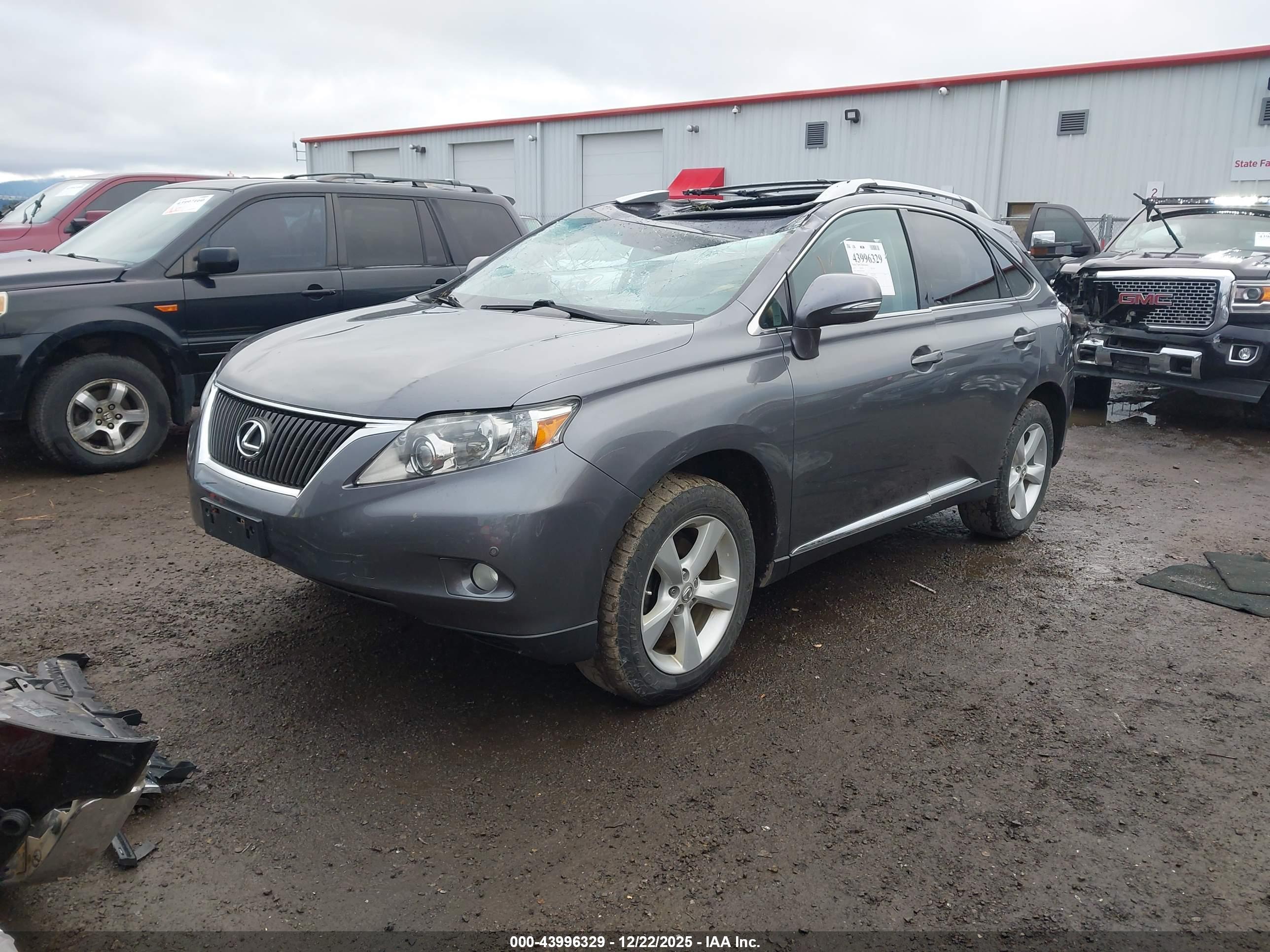 LEXUS RX image 2
