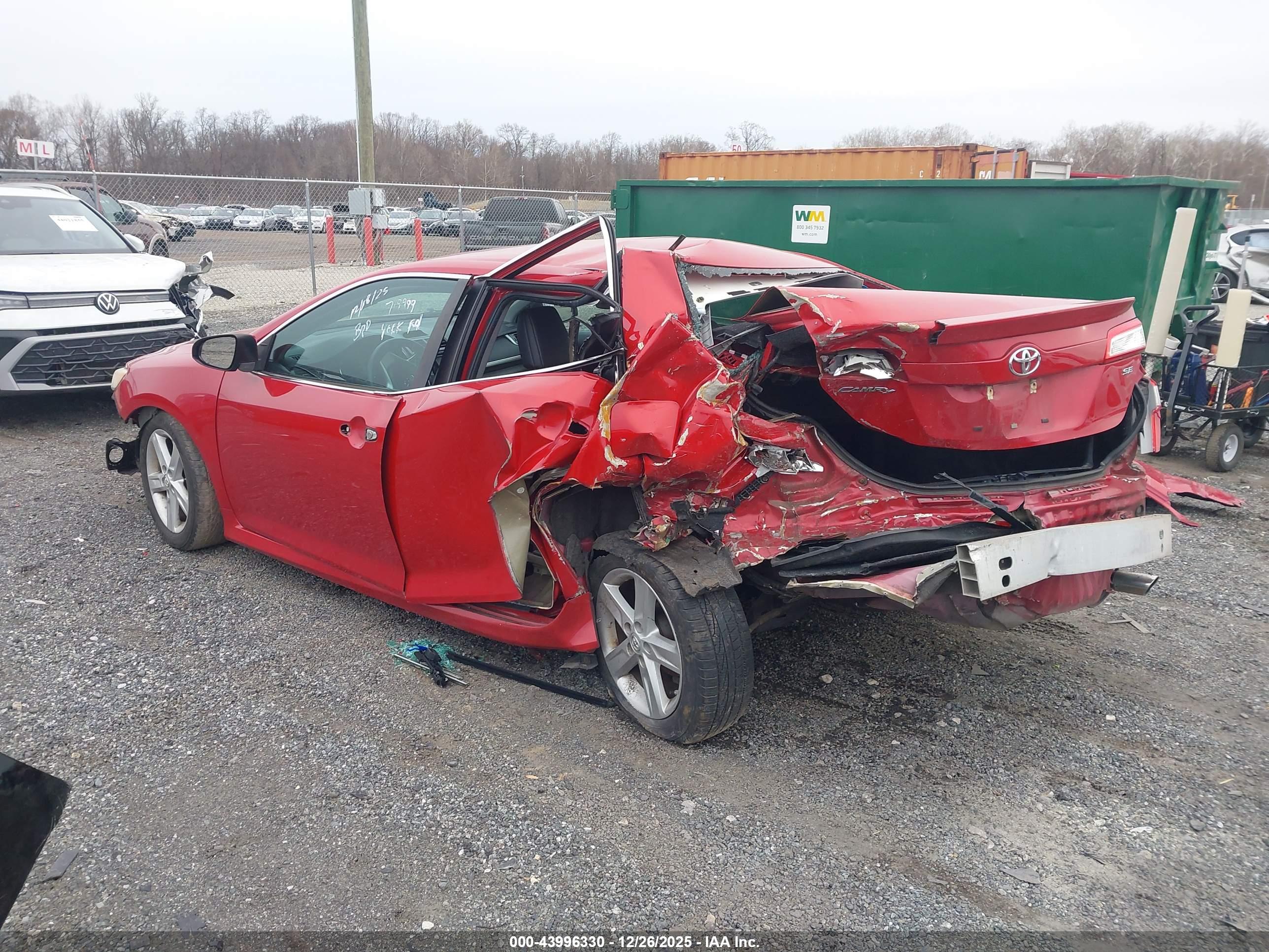 TOYOTA CAMRY image 3
