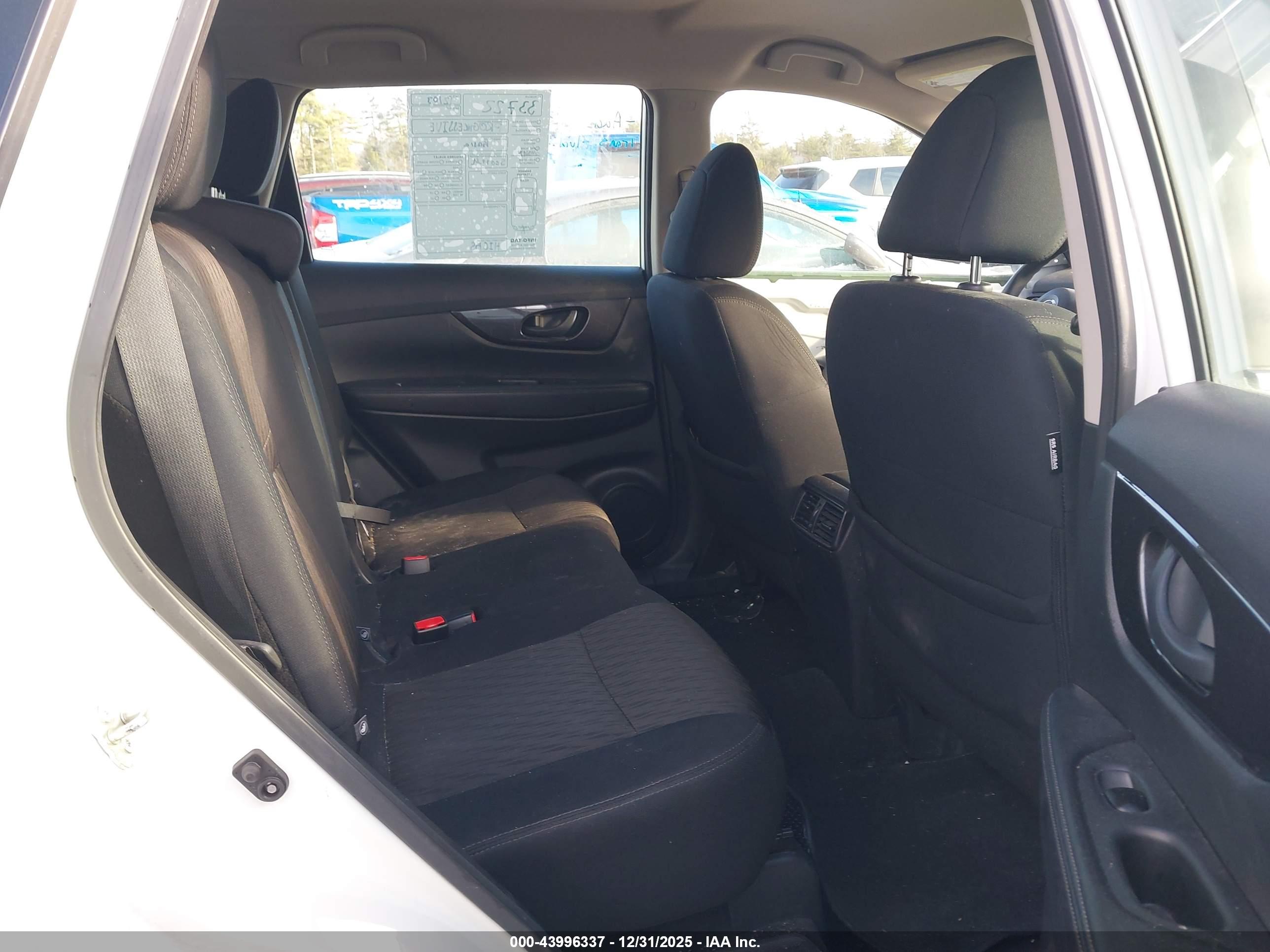 NISSAN ROGUE image 8