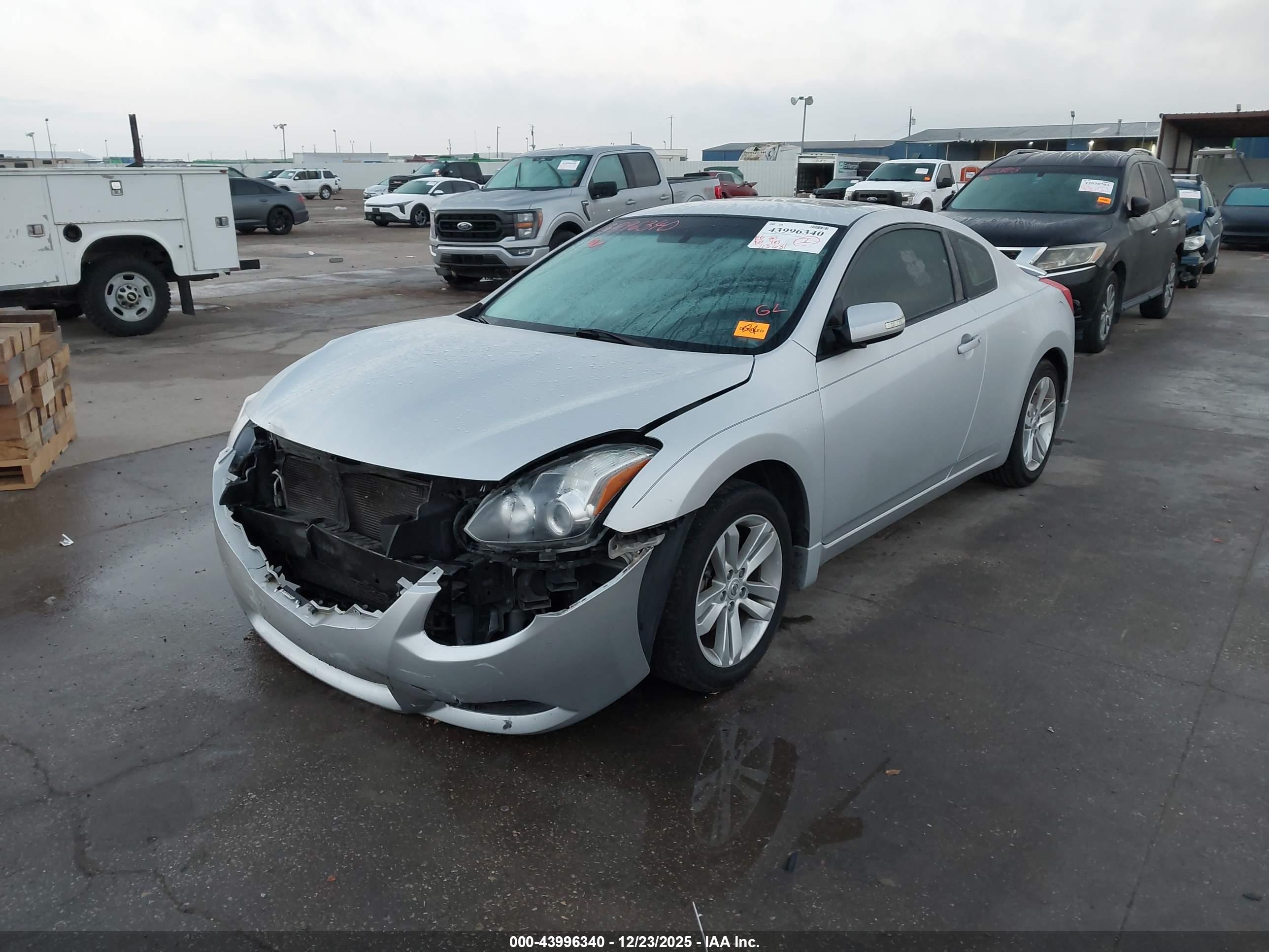 NISSAN ALTIMA image 2