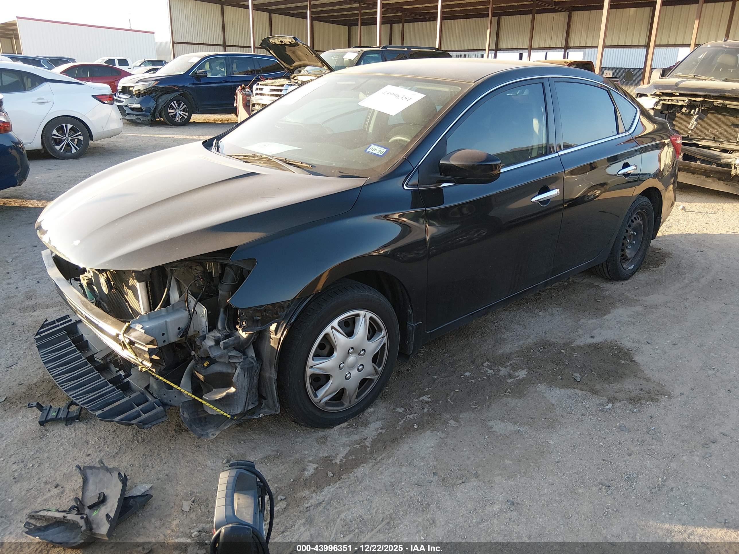 NISSAN SENTRA image 2