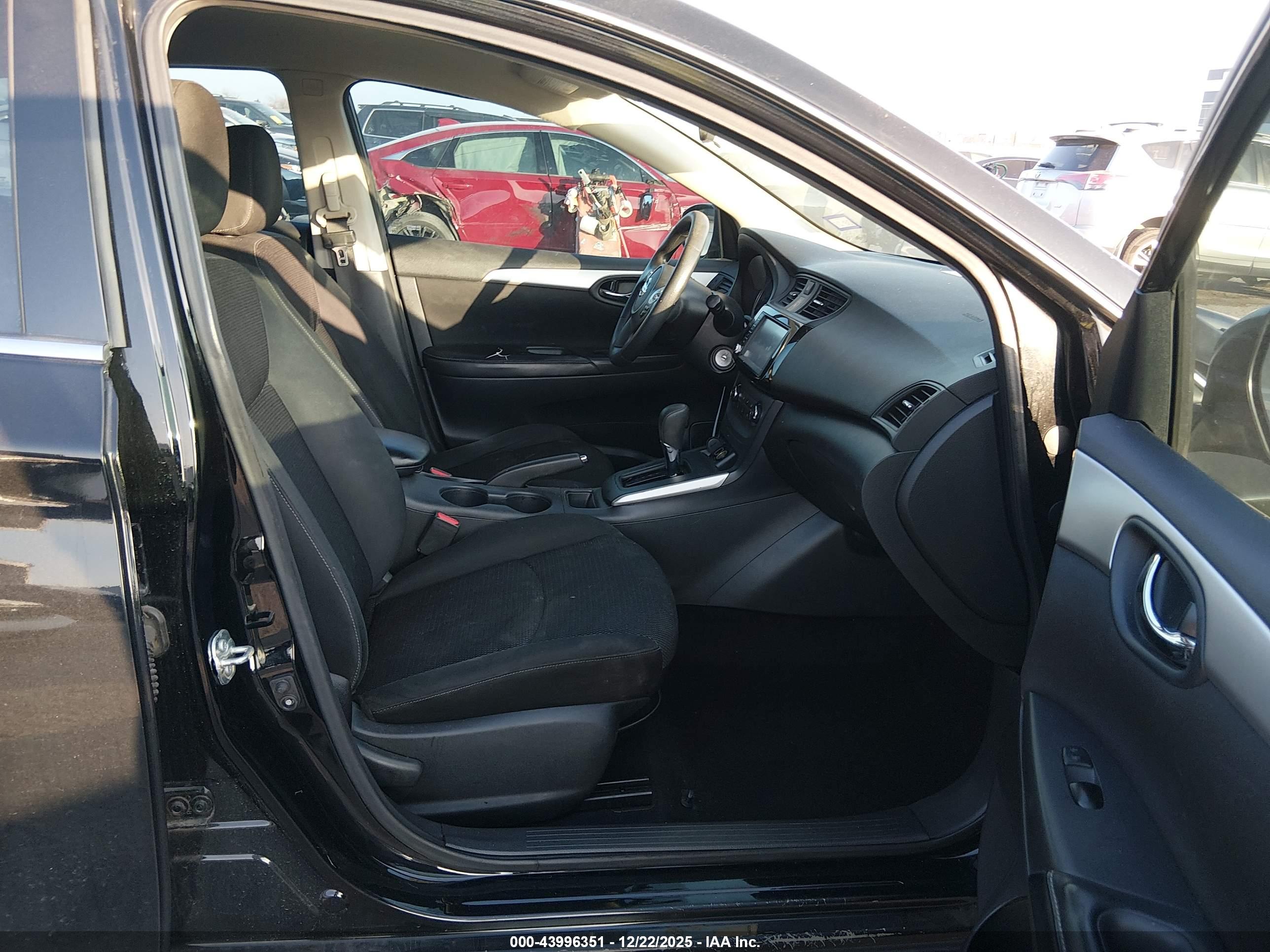 NISSAN SENTRA image 5