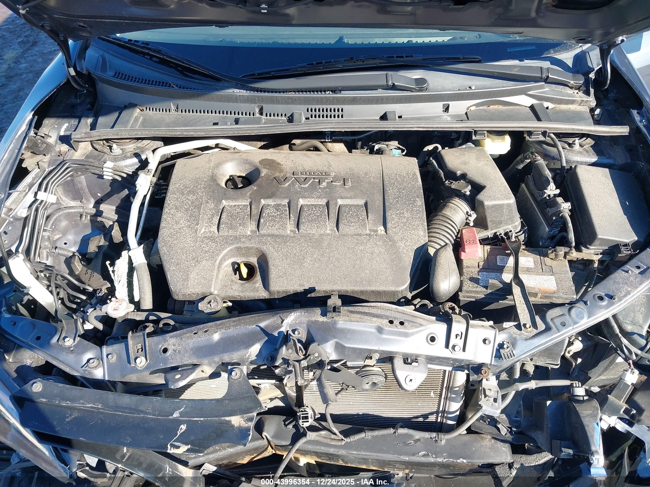 TOYOTA COROLLA image 10