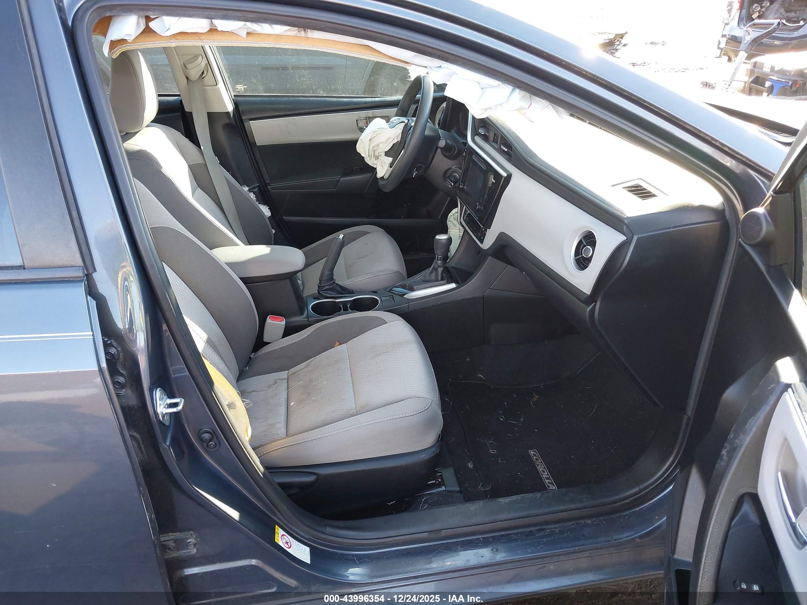 TOYOTA COROLLA image 5