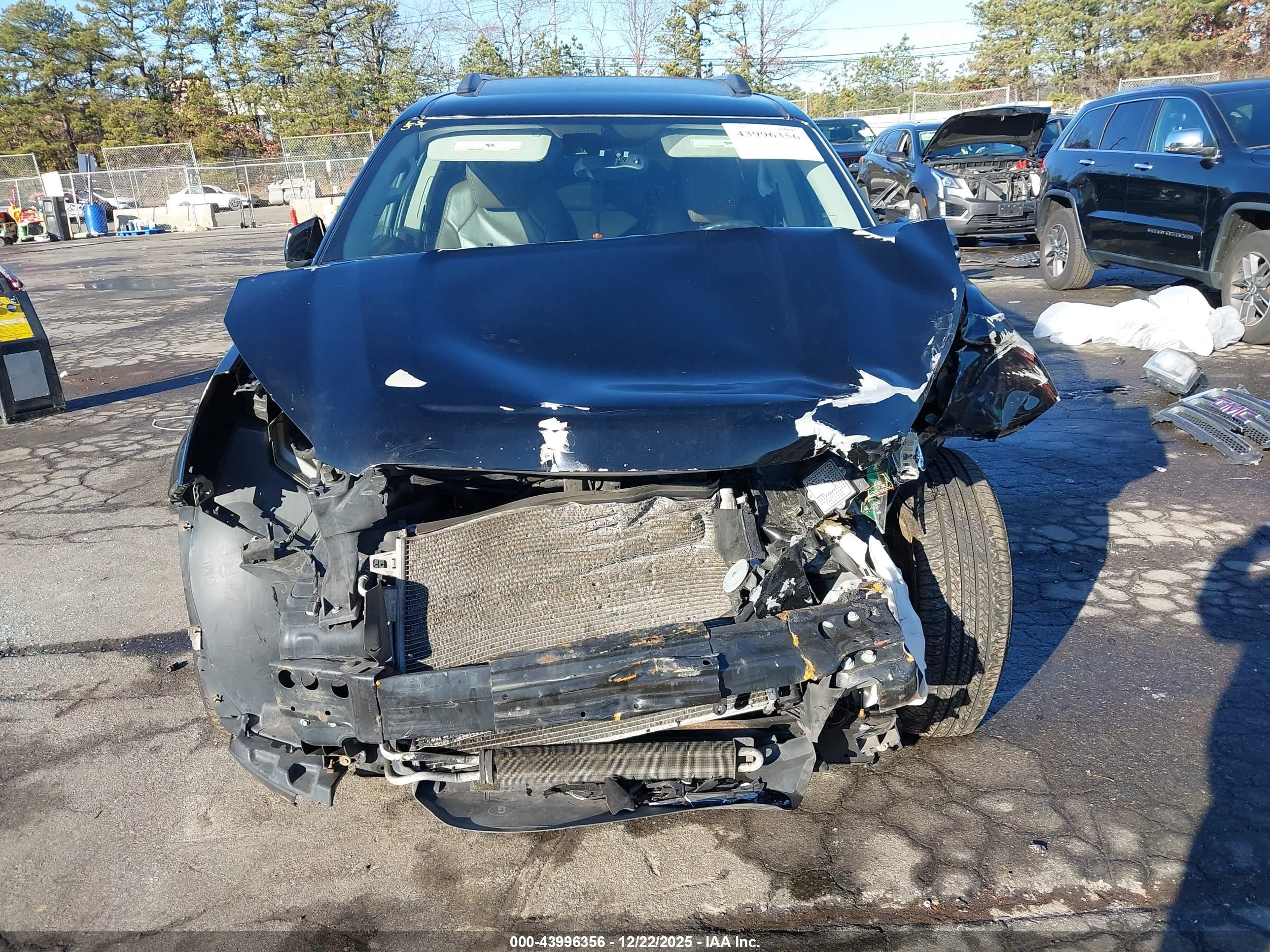 GMC ACADIA image 6