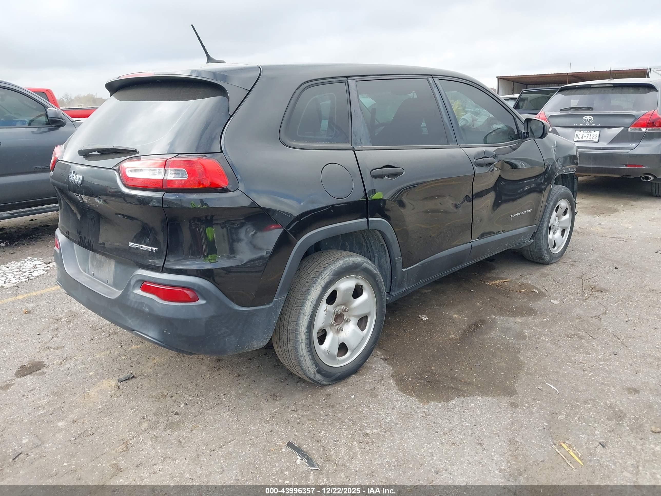 JEEP CHEROKEE image 4
