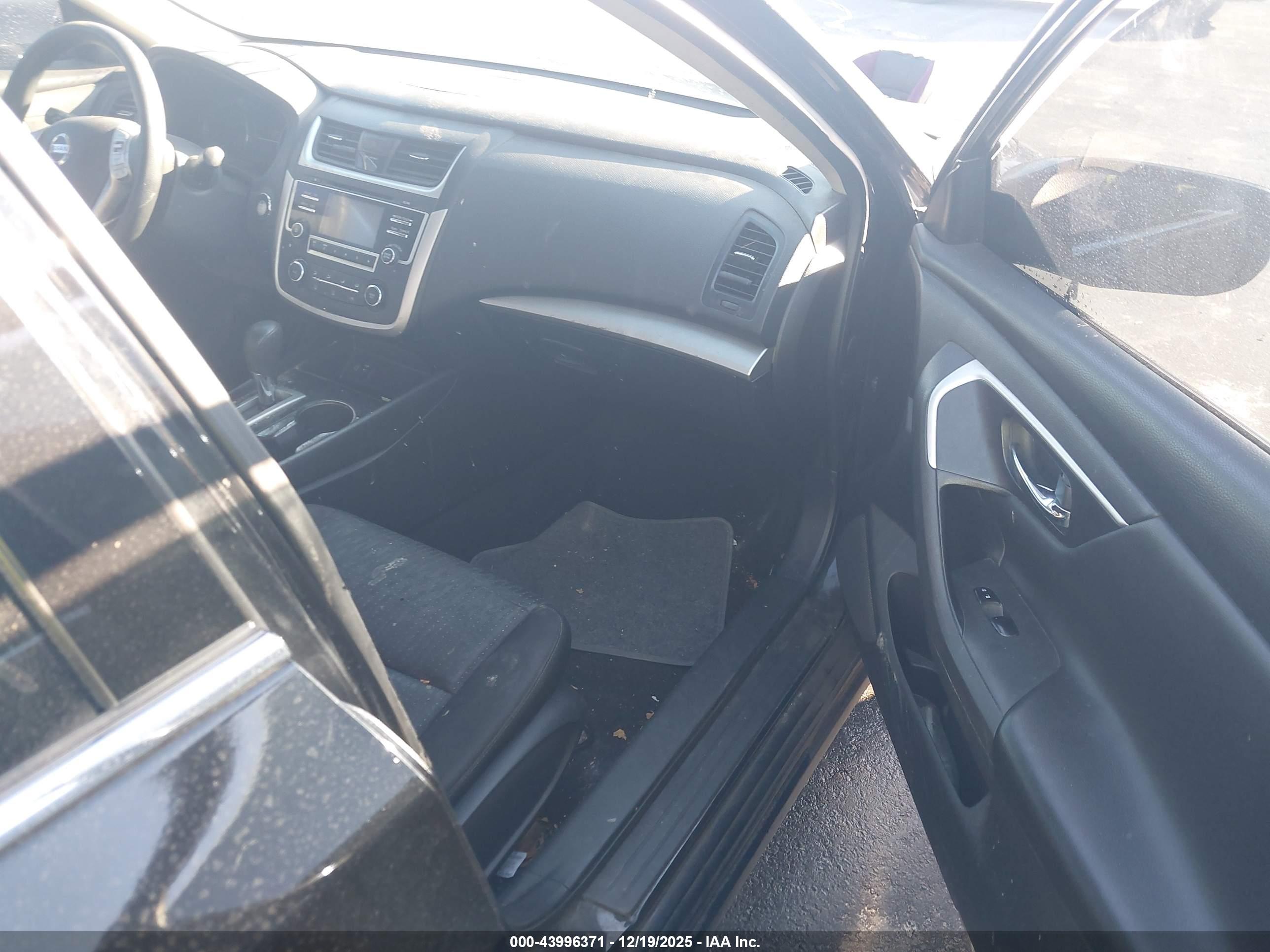 NISSAN ALTIMA image 5