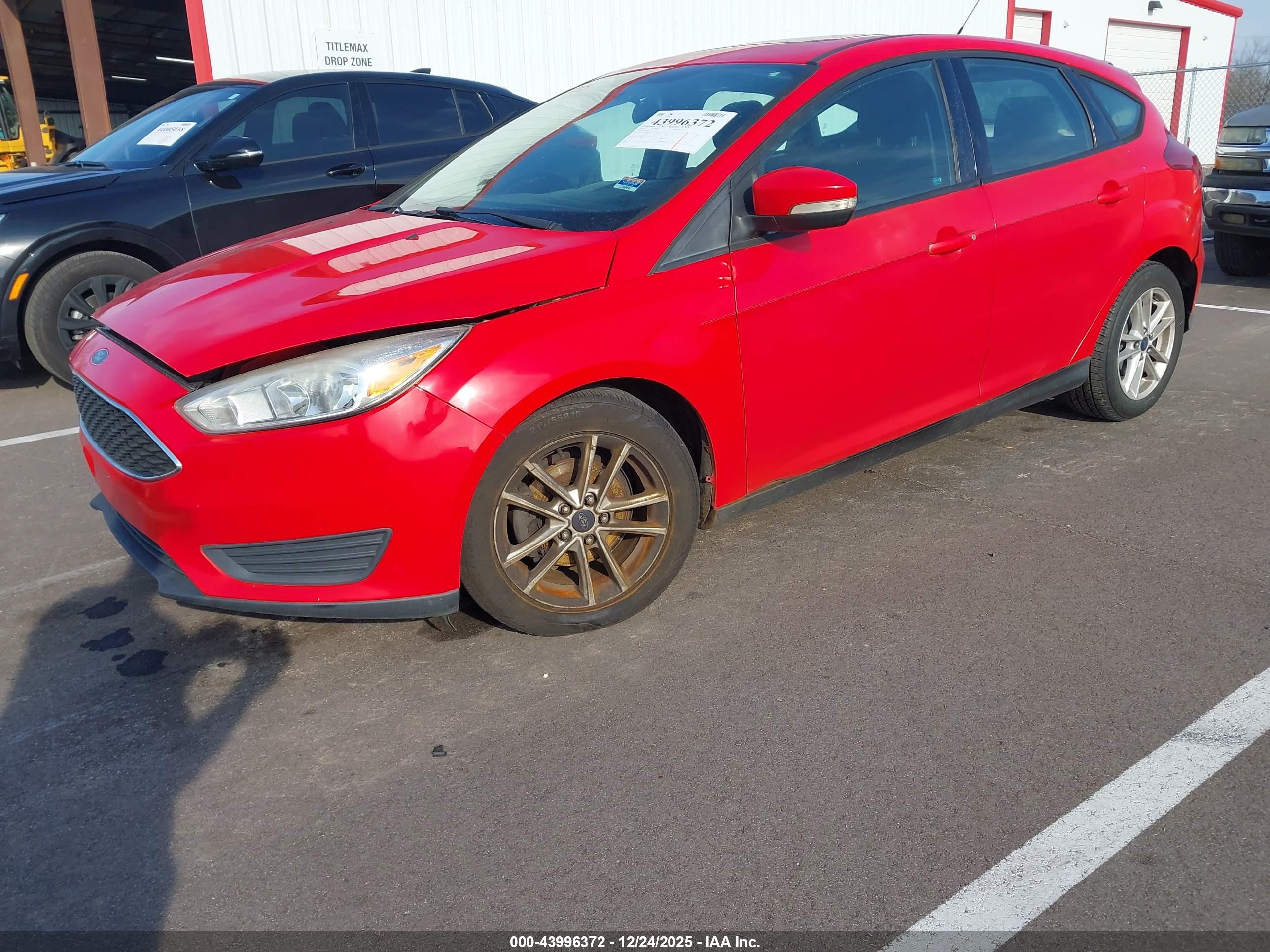 FORD FOCUS image 2