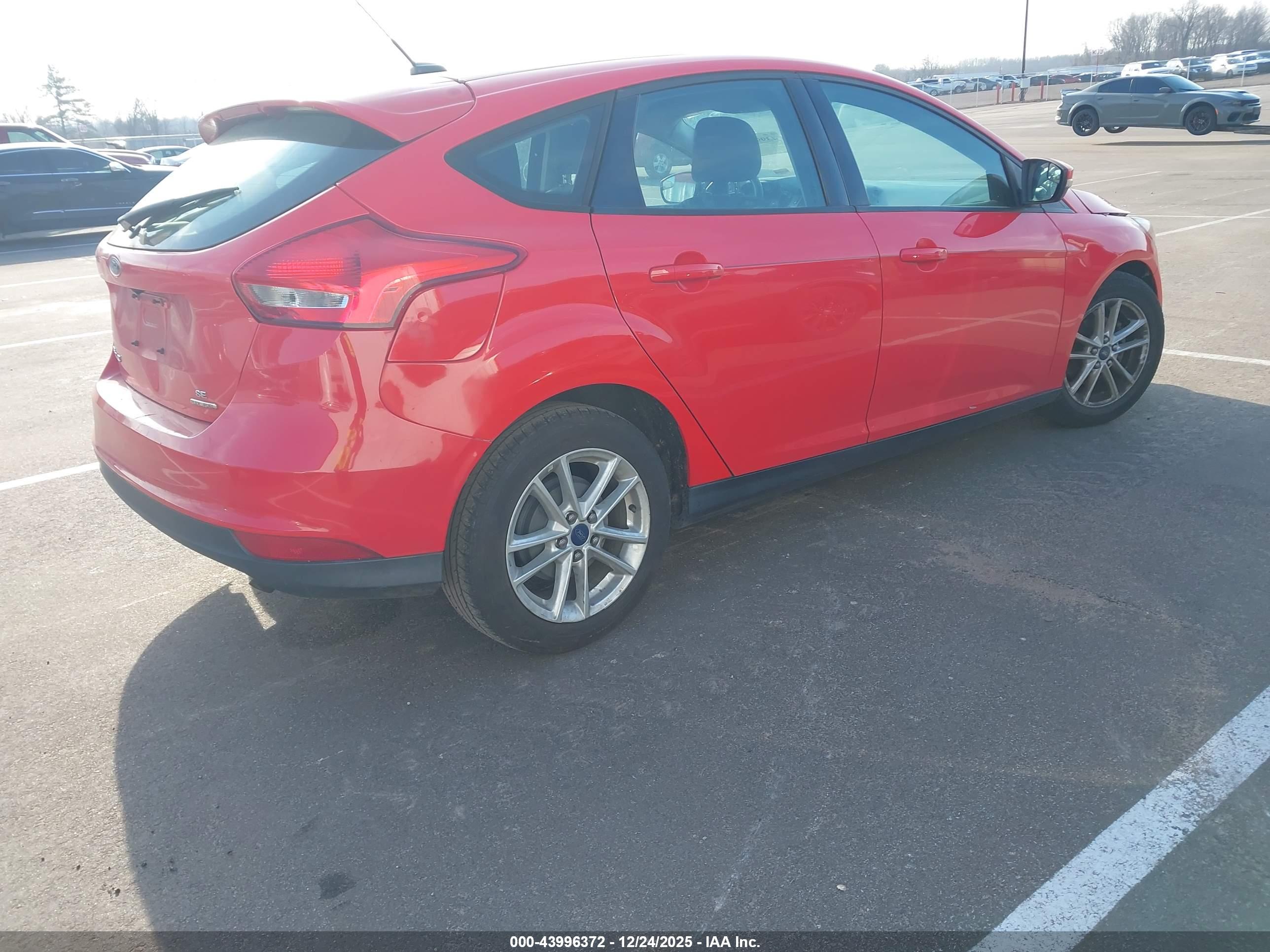 FORD FOCUS image 4