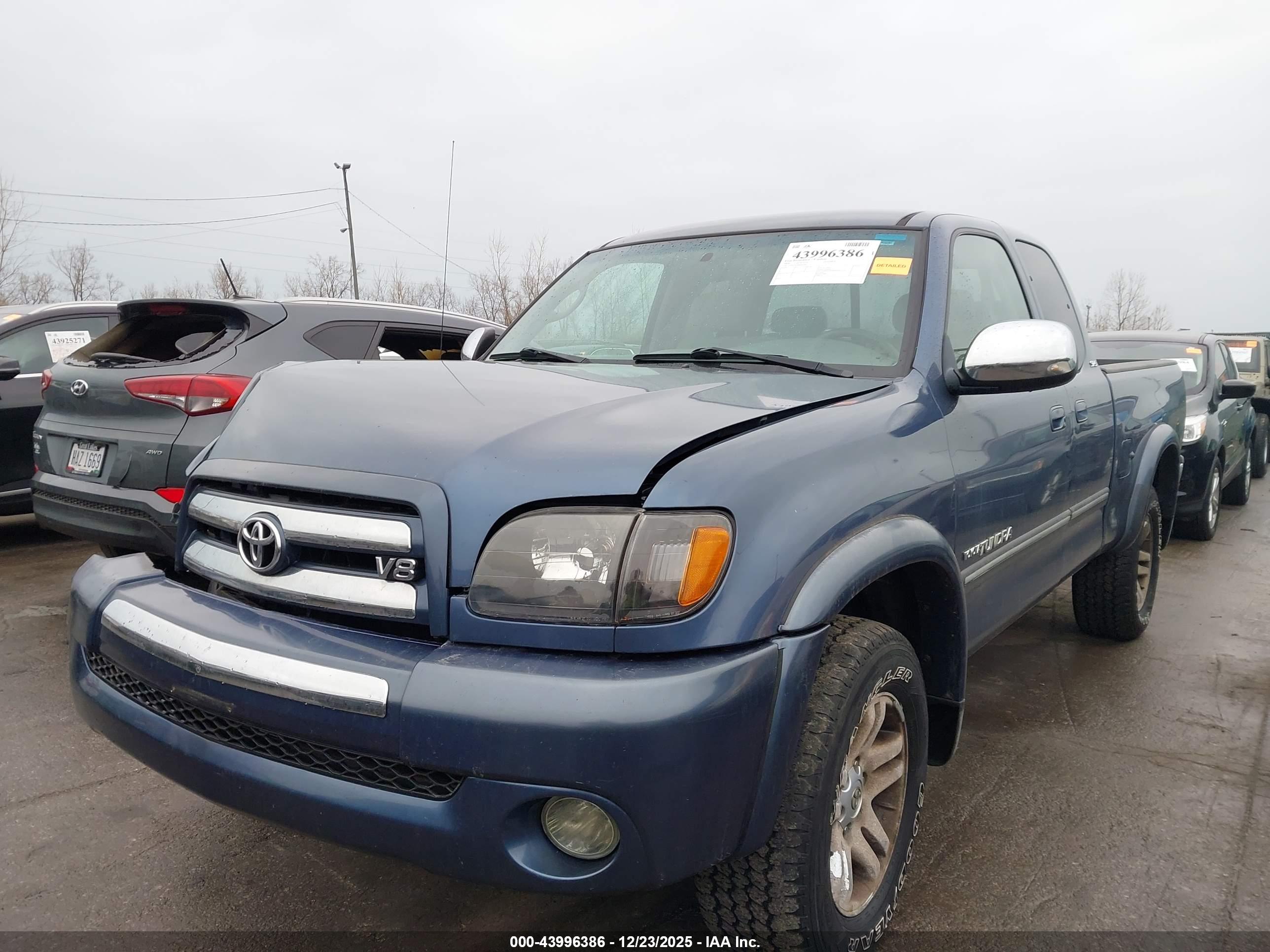 TOYOTA TUNDRA image 2