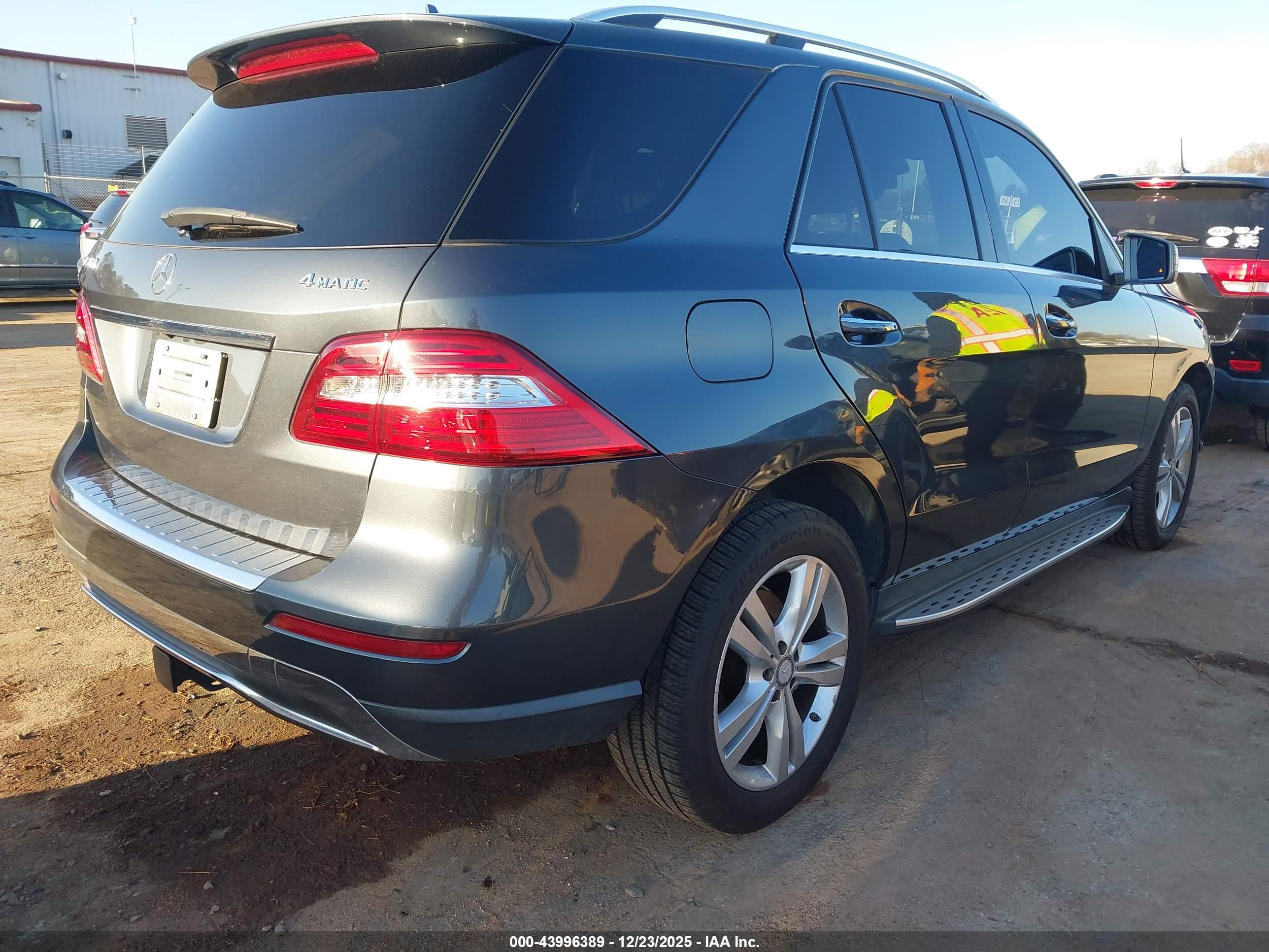 MERCEDES-BENZ ML image 4