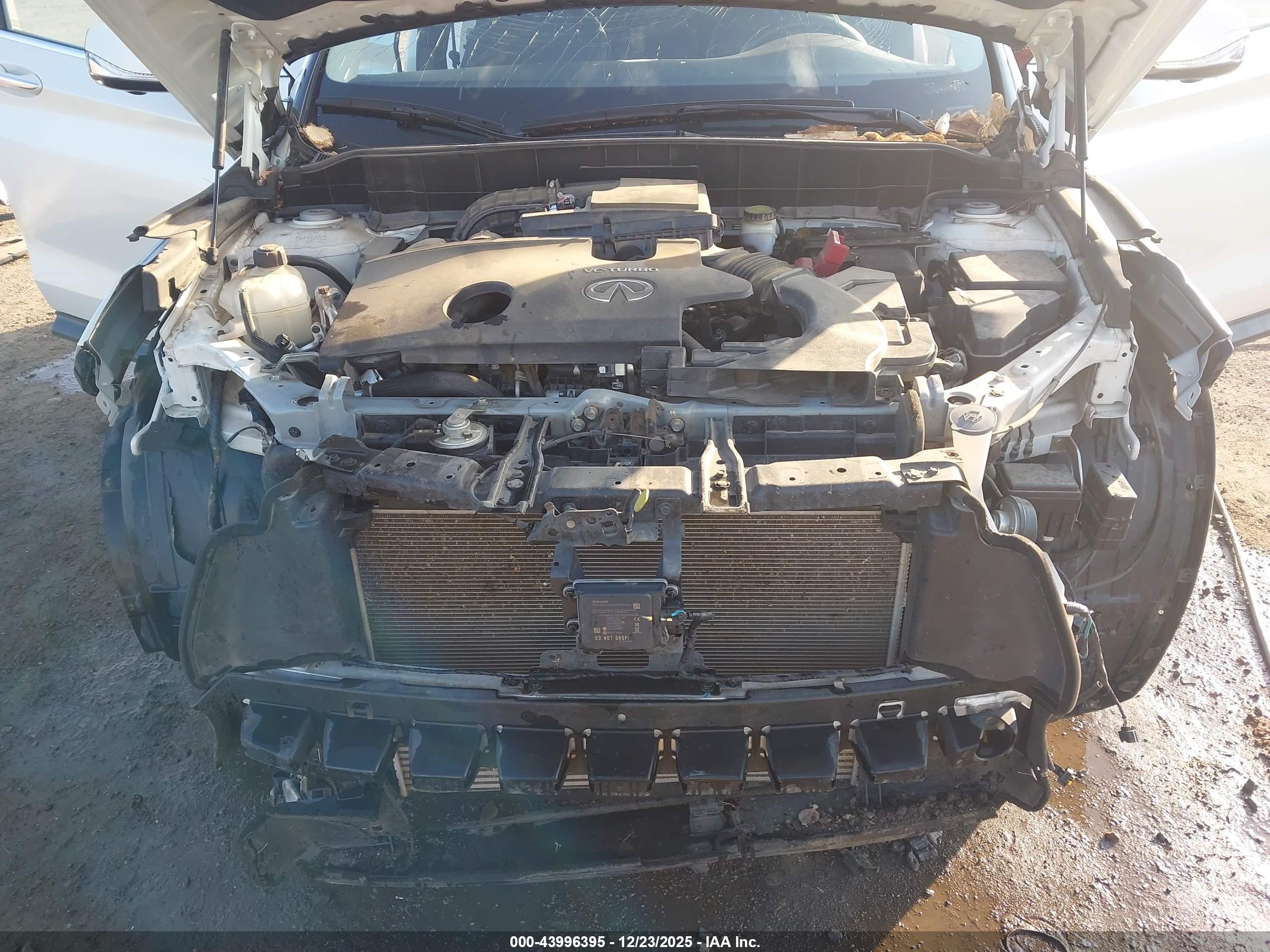 INFINITI QX50 image 10