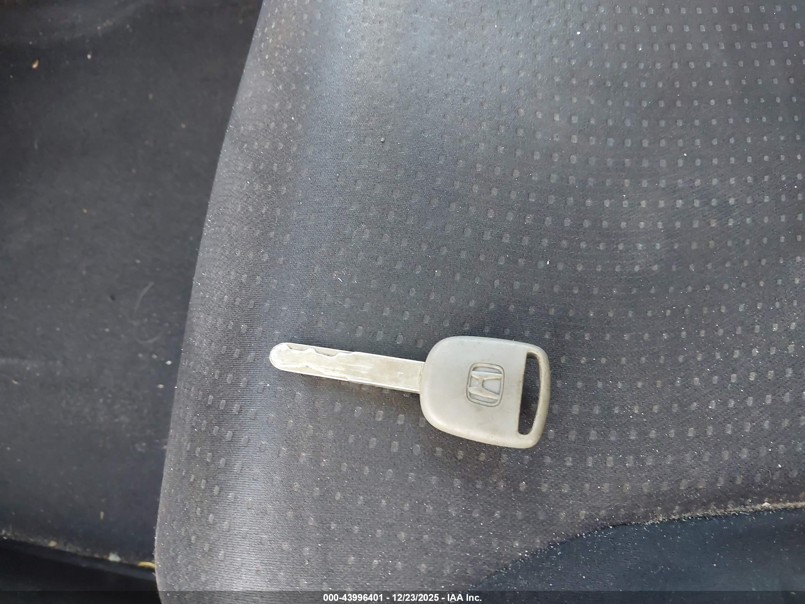 HONDA CR-V image 11