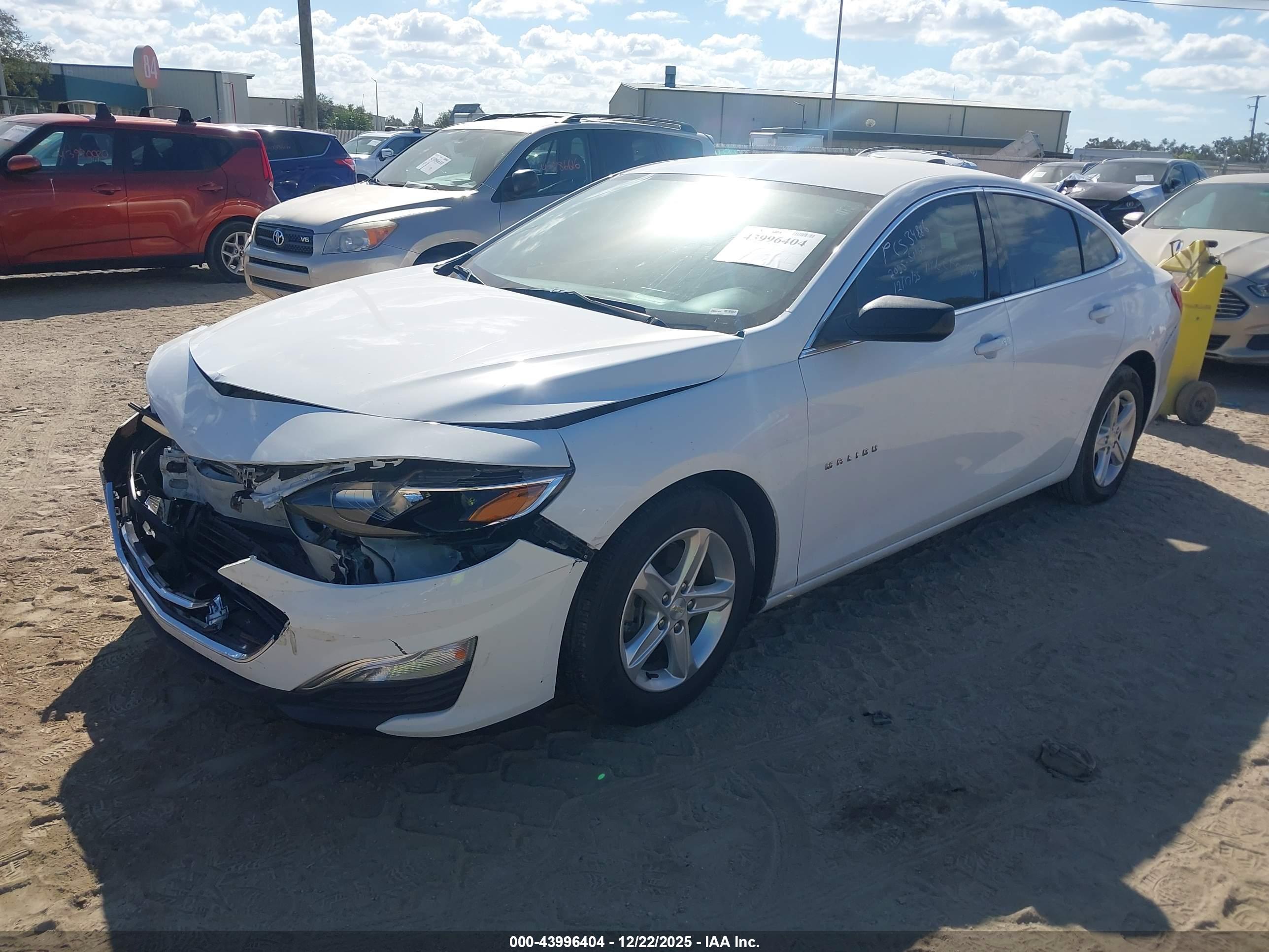 CHEVROLET MALIBU image 2