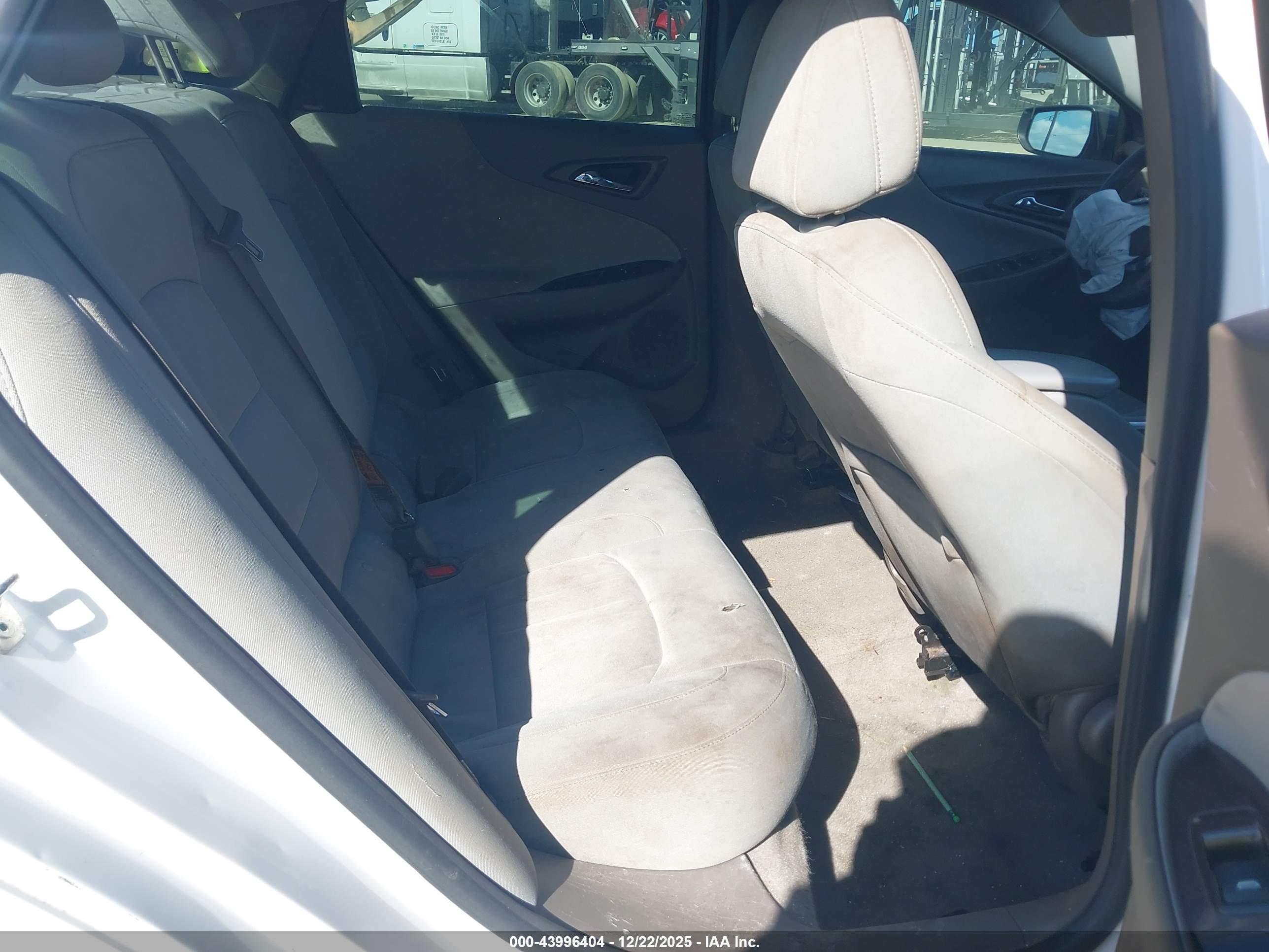 CHEVROLET MALIBU image 8