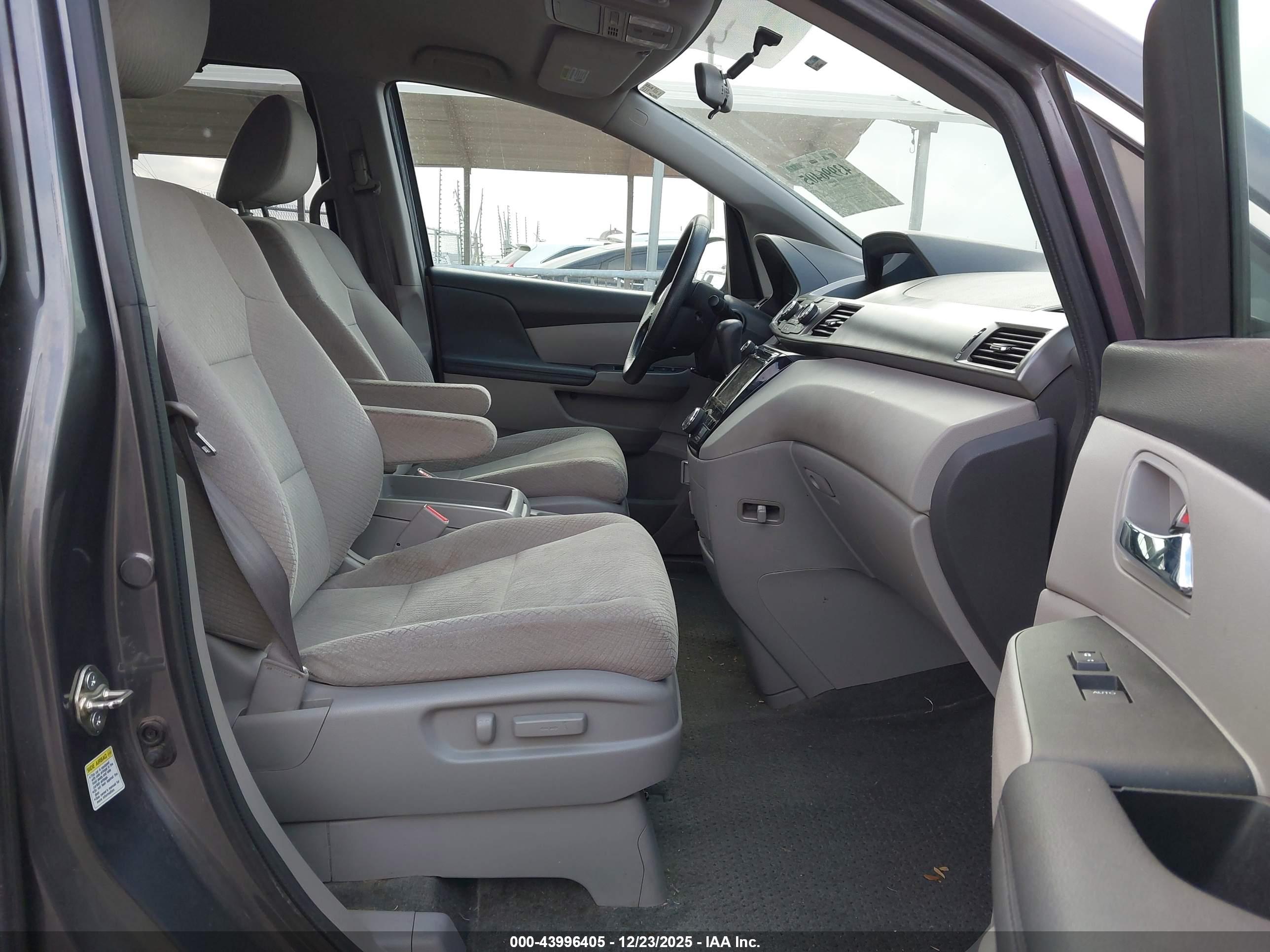 HONDA ODYSSEY image 5