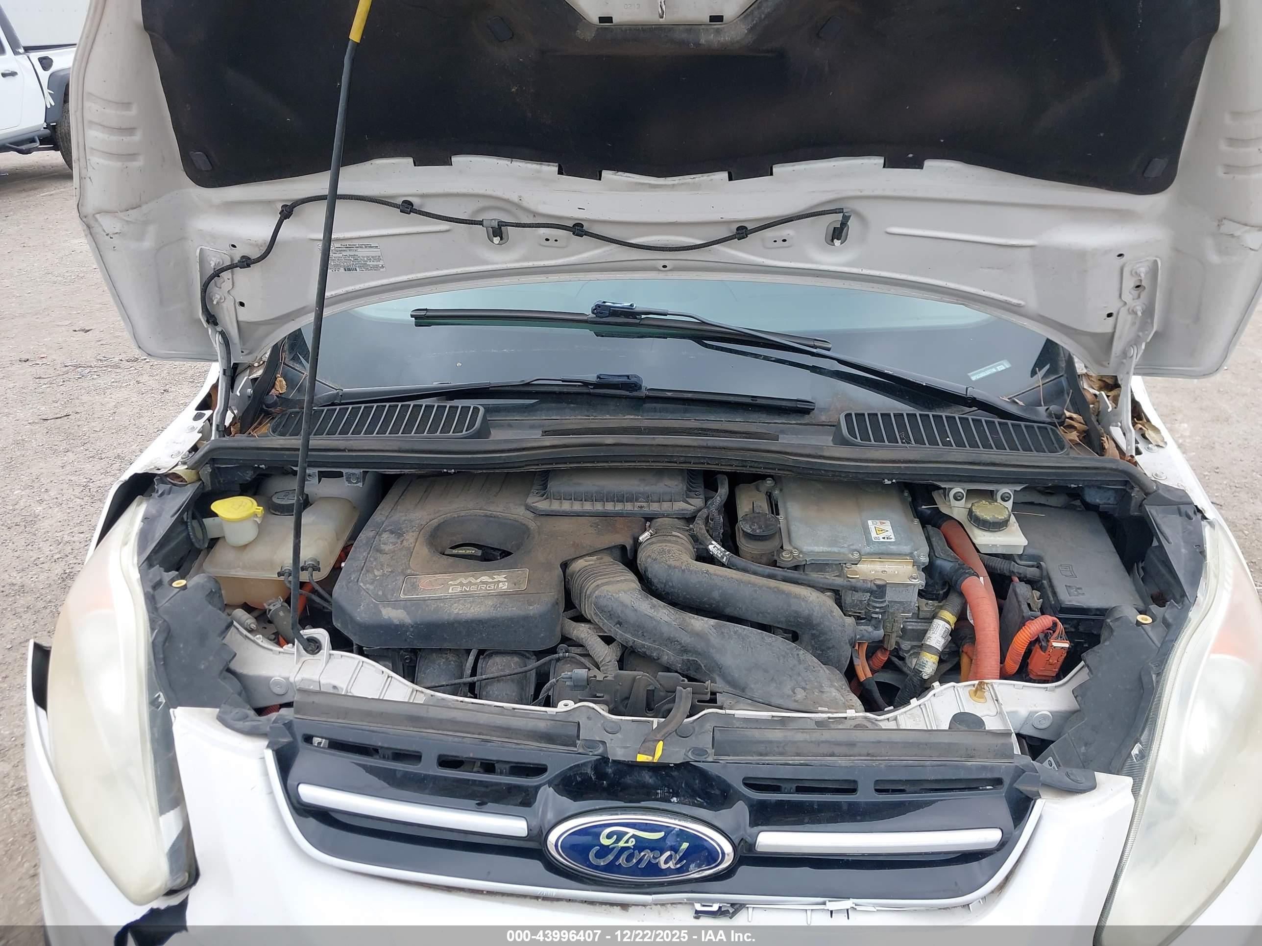FORD C-MAX image 10