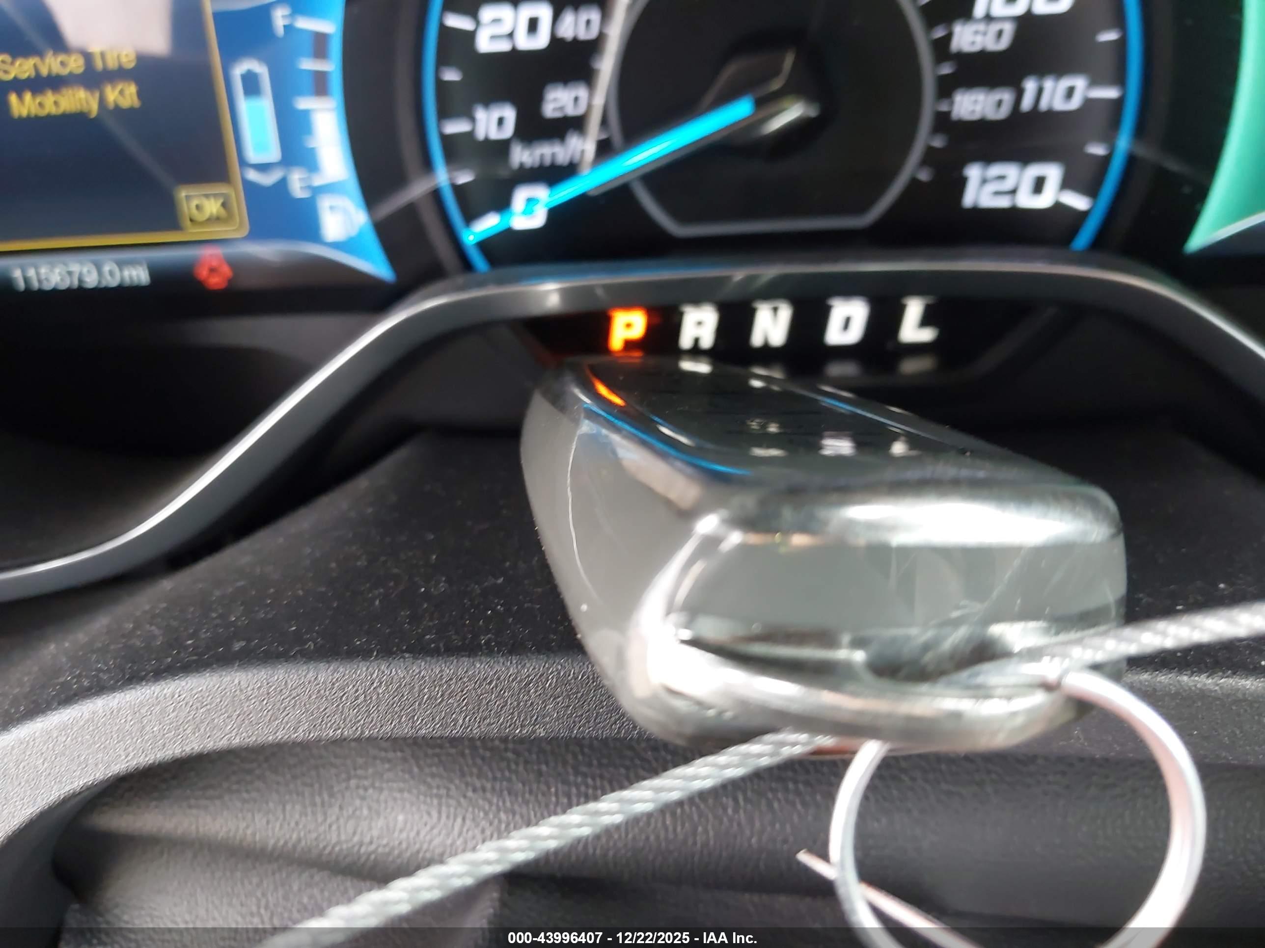 FORD C-MAX image 11
