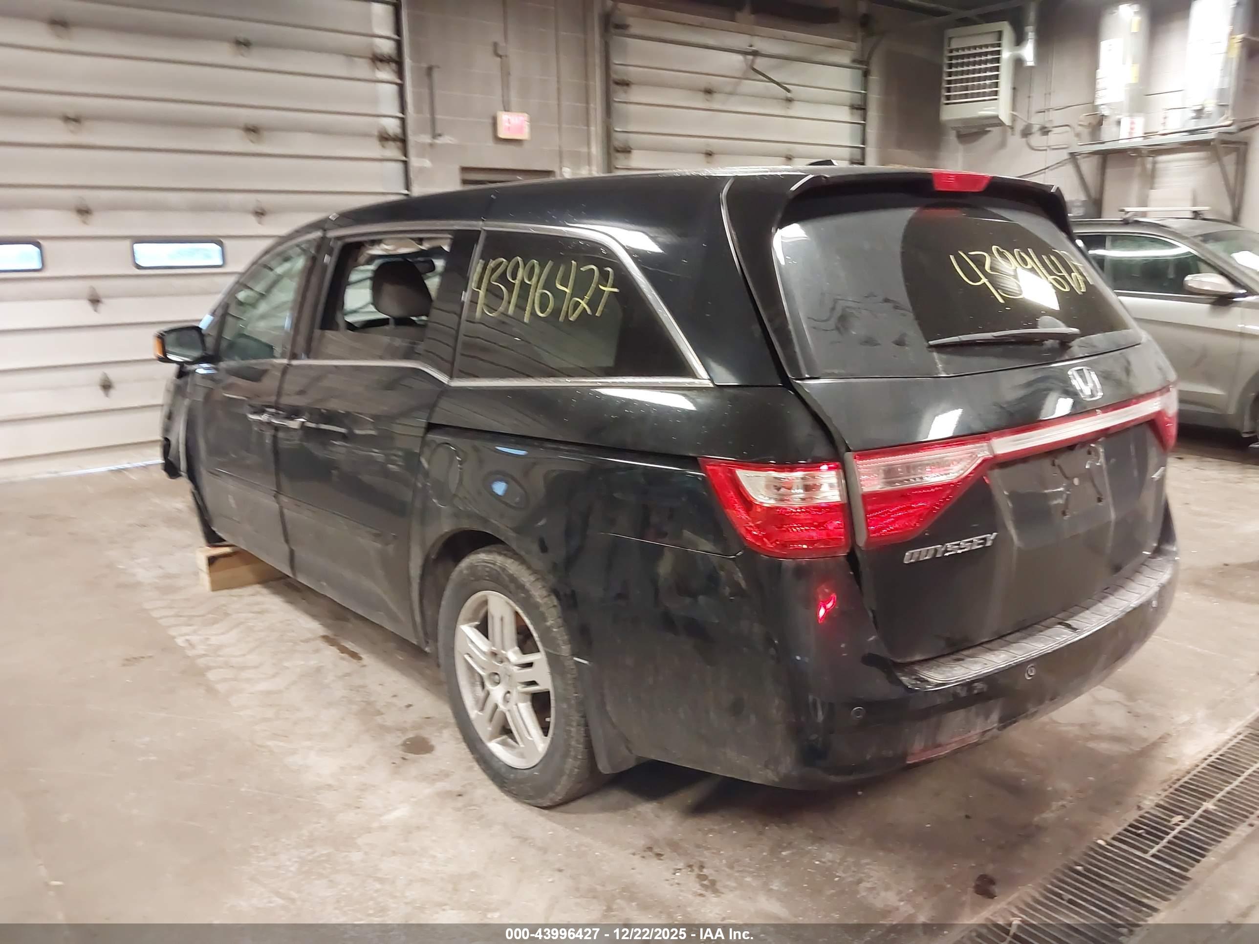 HONDA ODYSSEY image 3