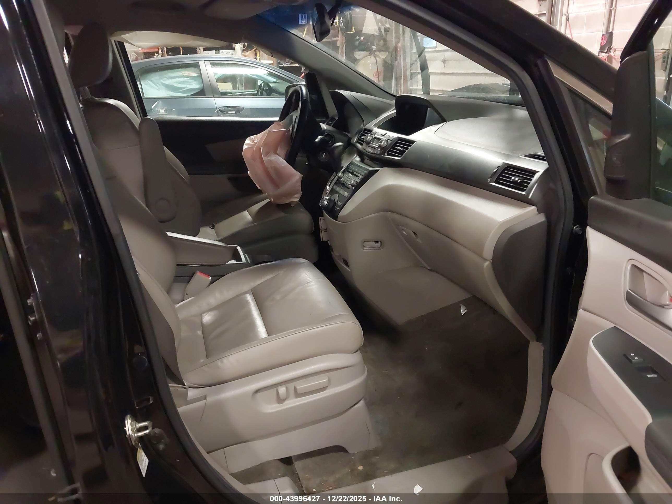 HONDA ODYSSEY image 5