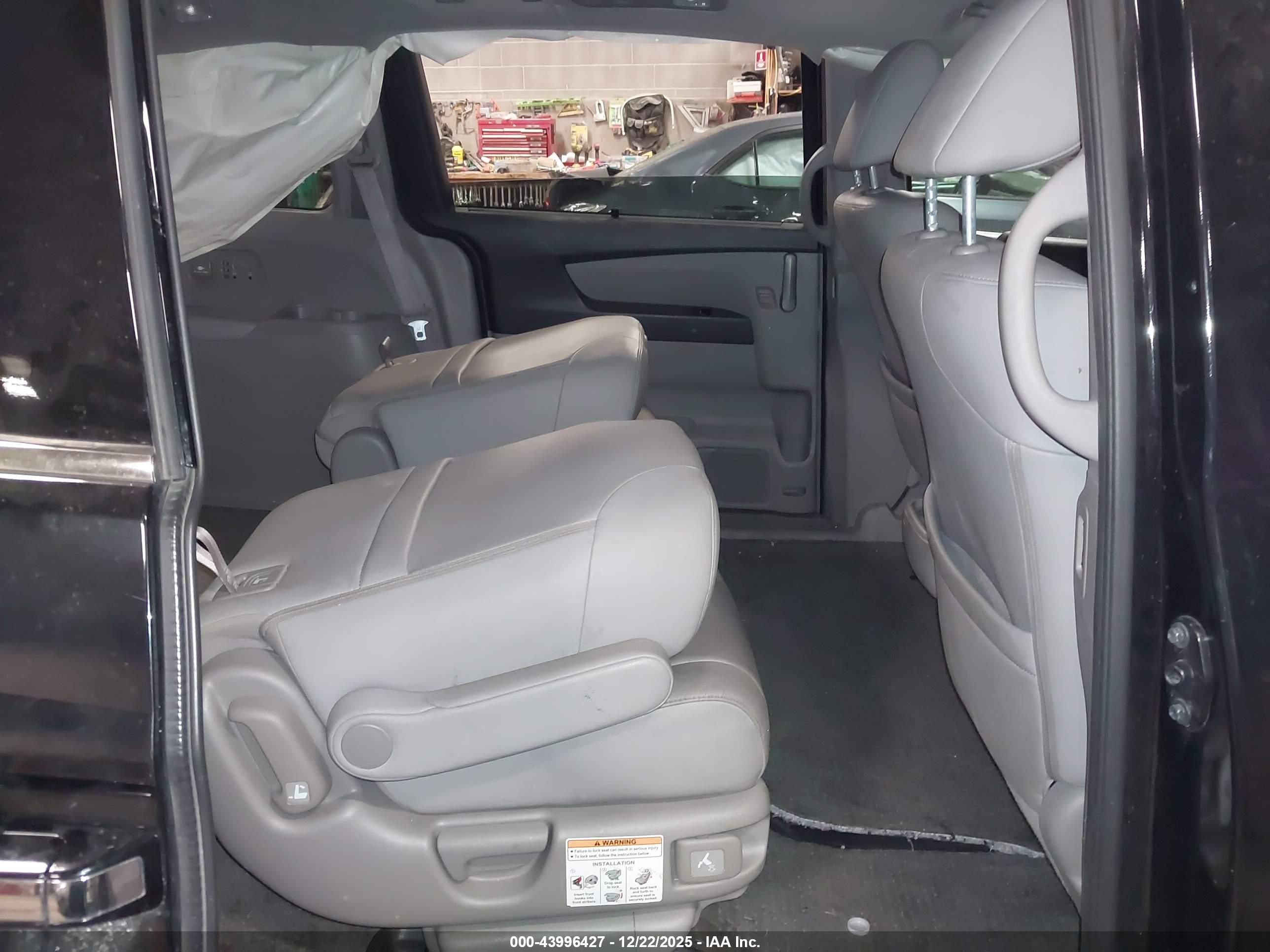 HONDA ODYSSEY image 8