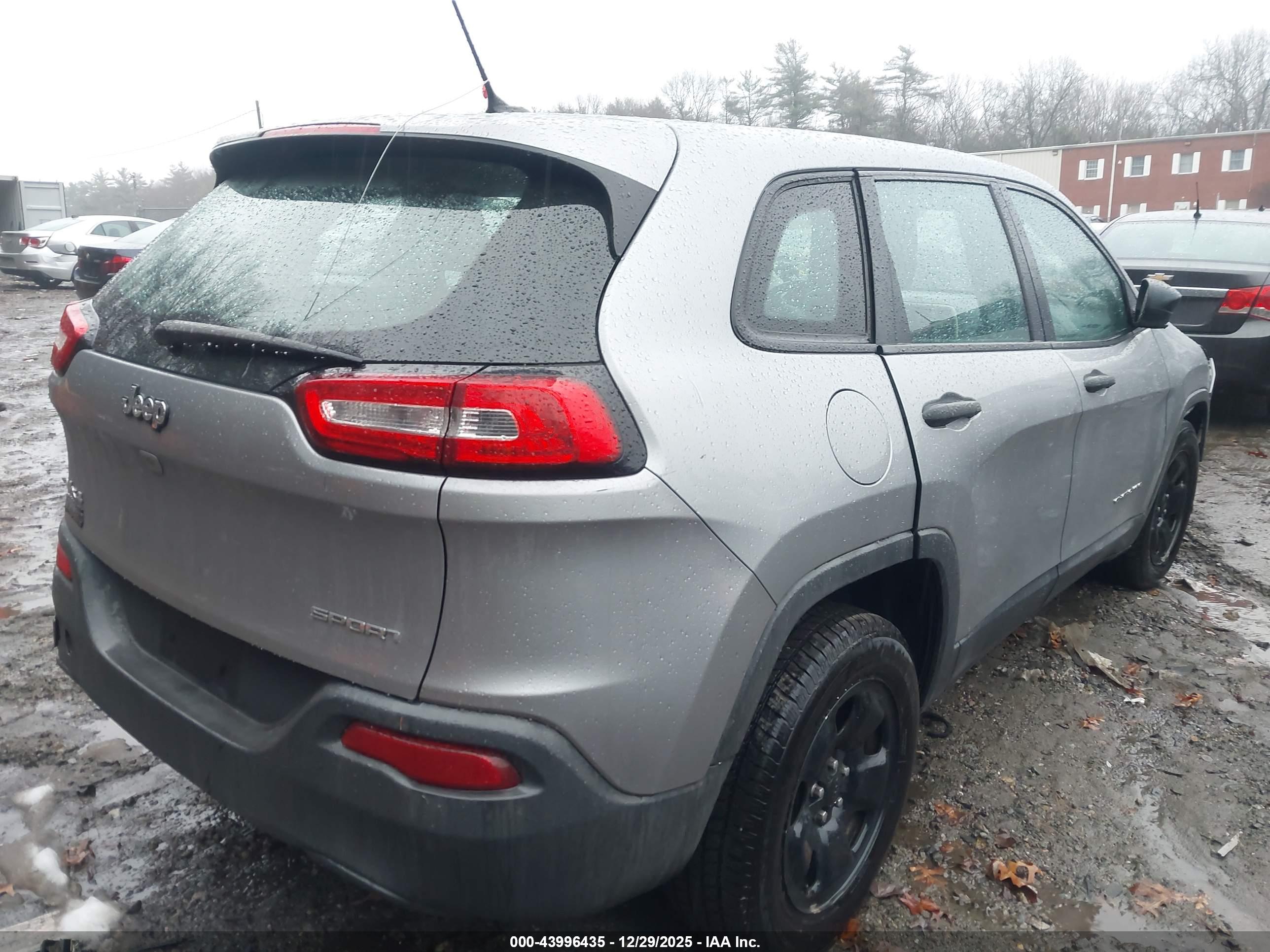 JEEP CHEROKEE image 4