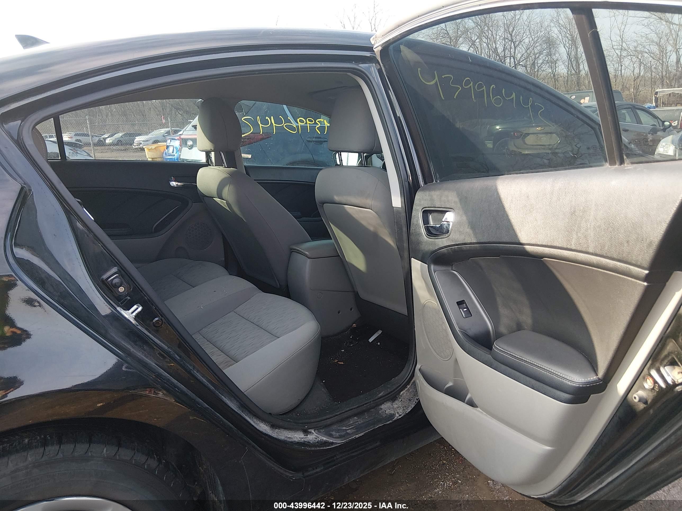 KIA FORTE image 8