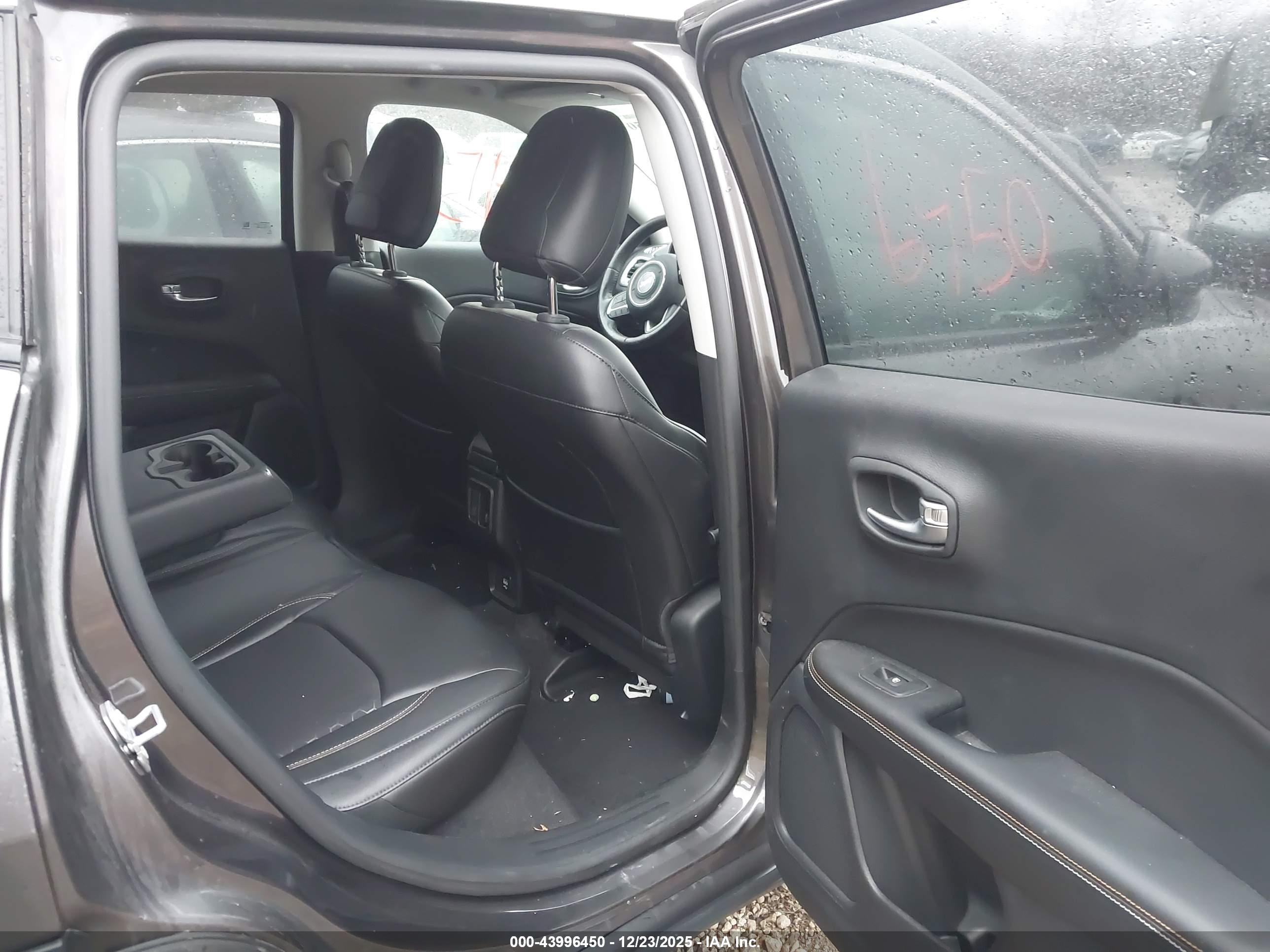 JEEP COMPASS image 8