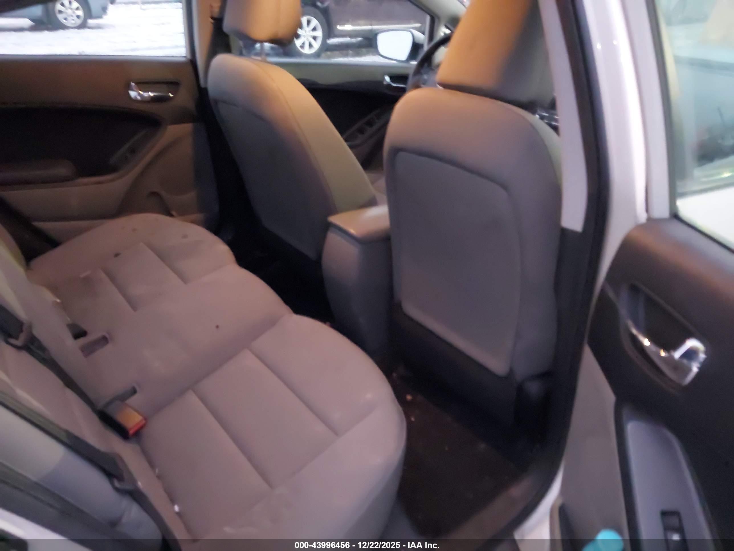 KIA FORTE image 8