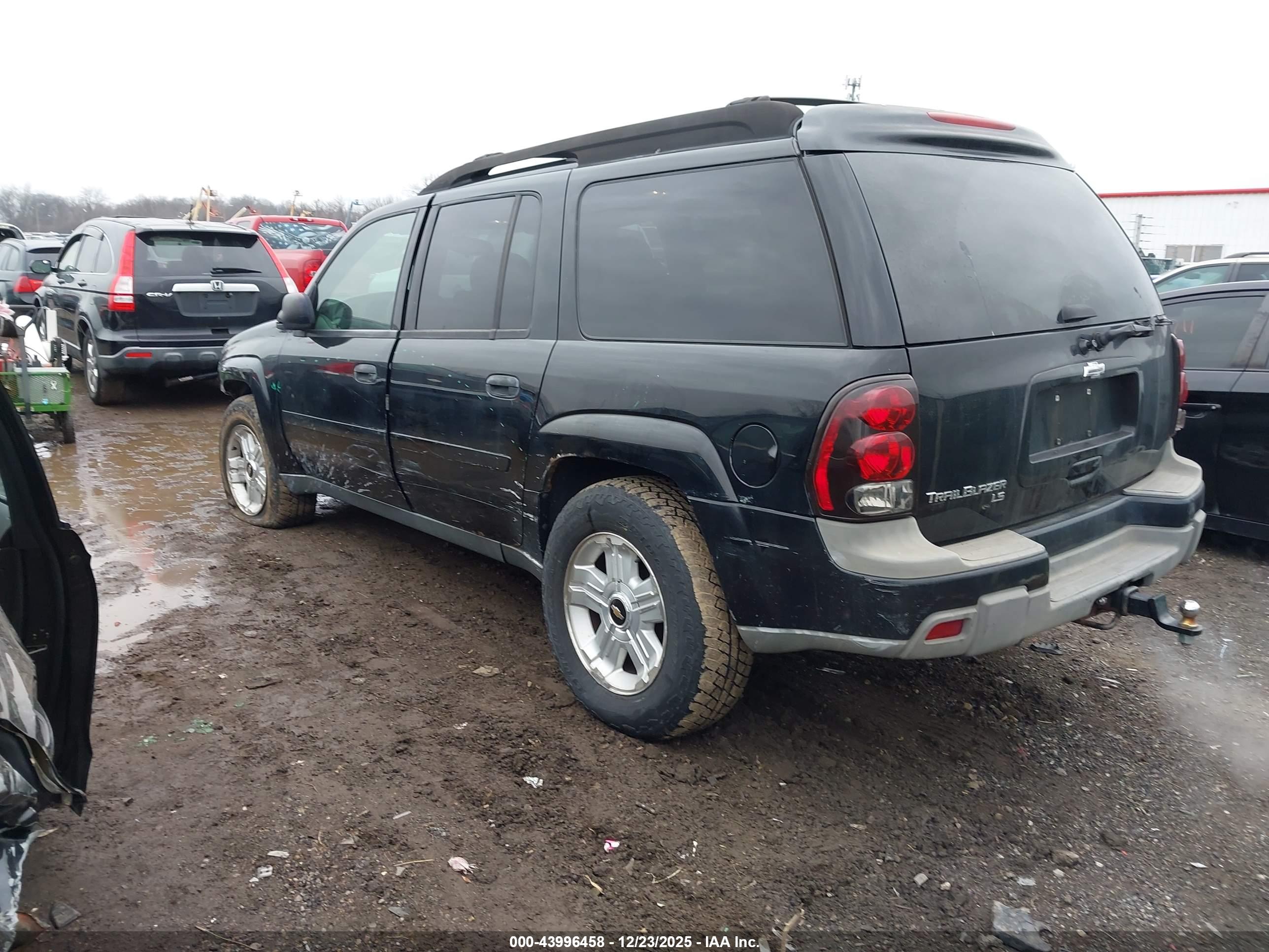 CHEVROLET TRAILBLAZER image 3
