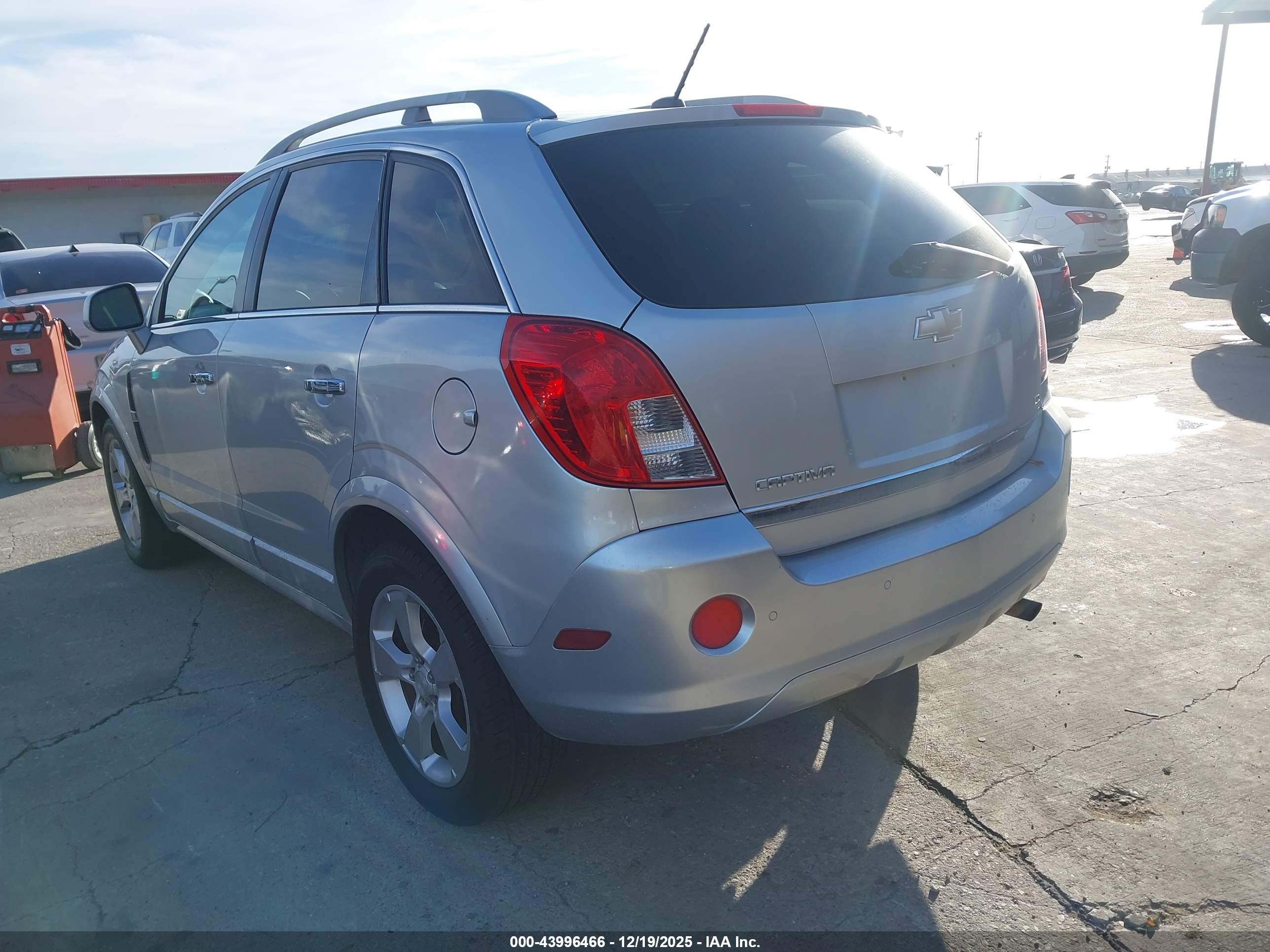 CHEVROLET CAPTIVA image 3