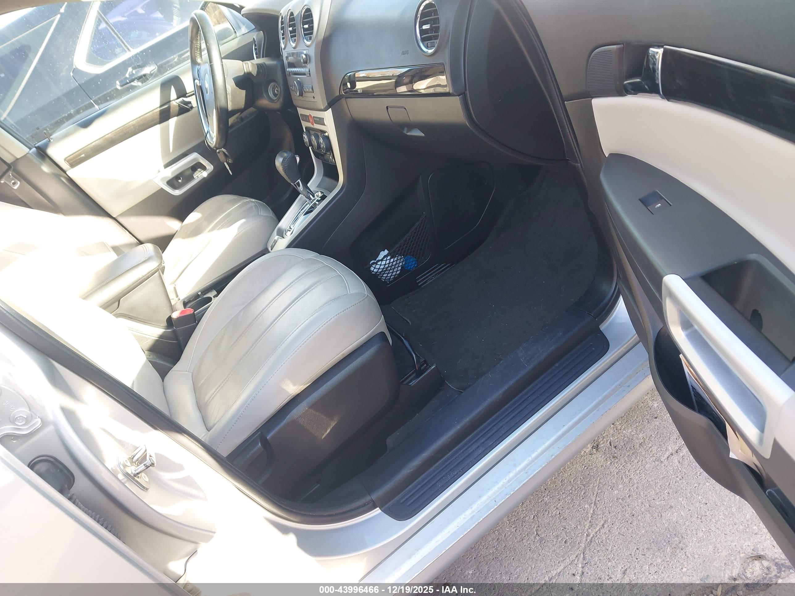 CHEVROLET CAPTIVA image 5