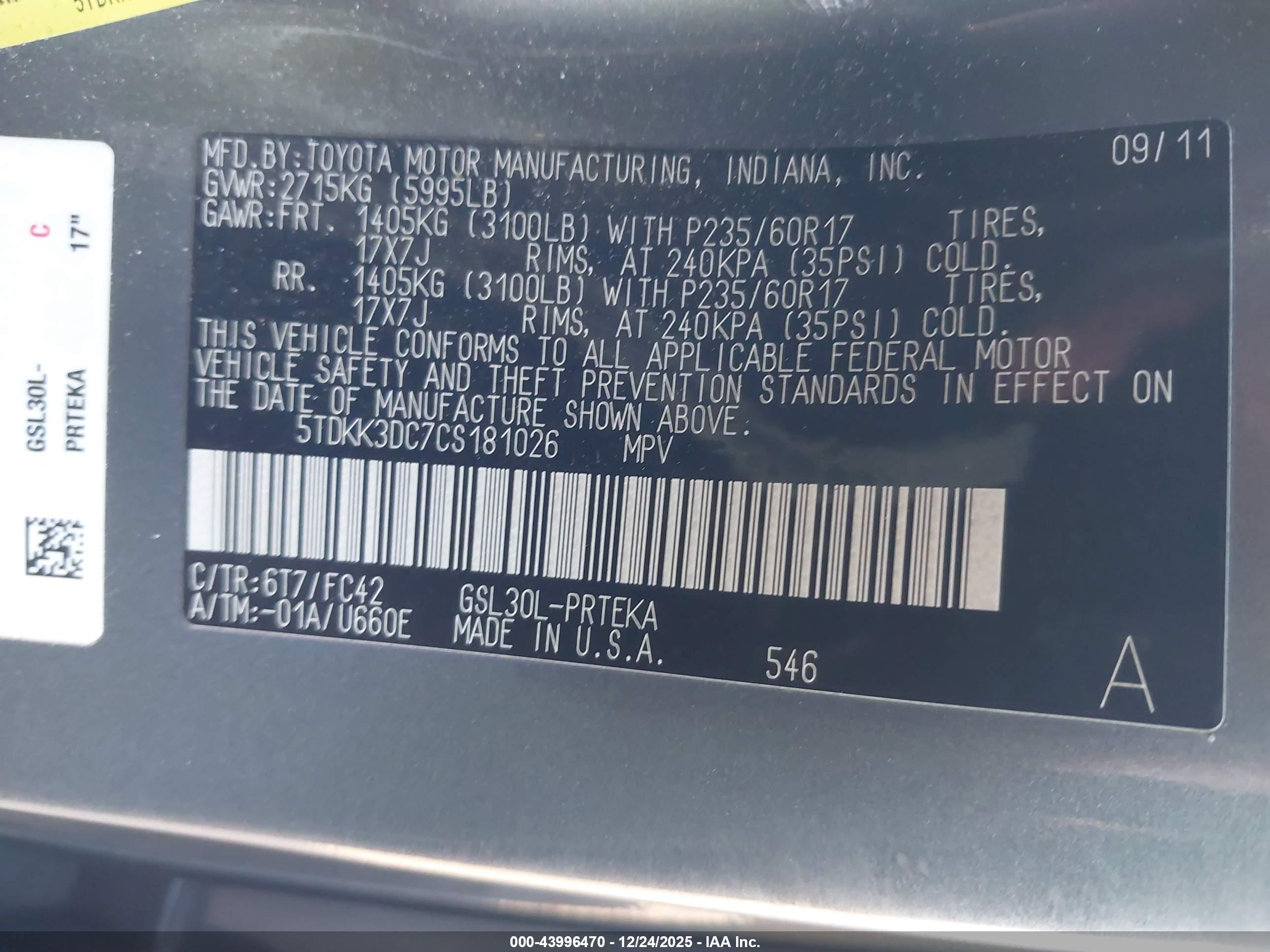 TOYOTA SIENNA image 9