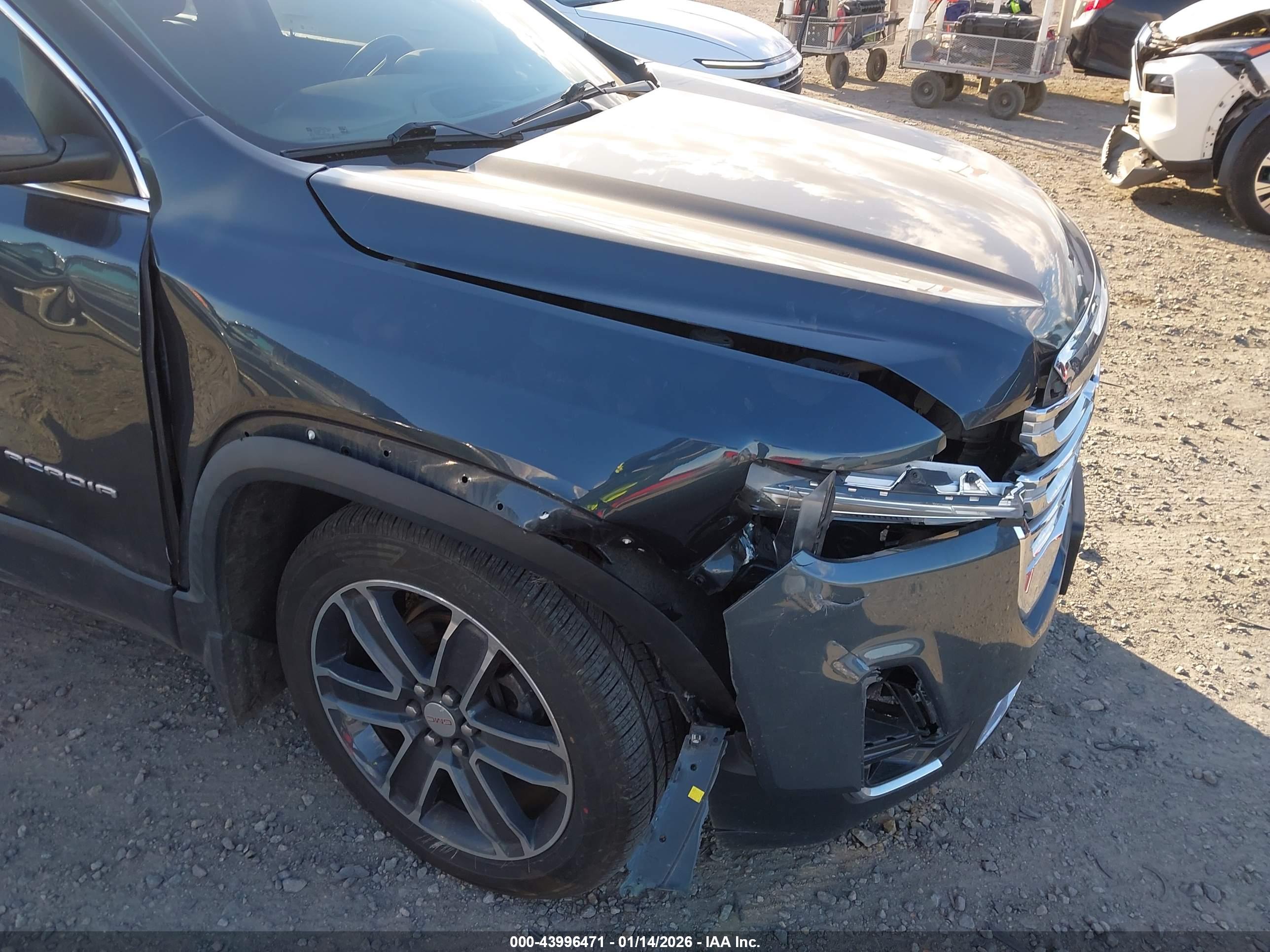 GMC ACADIA image 6