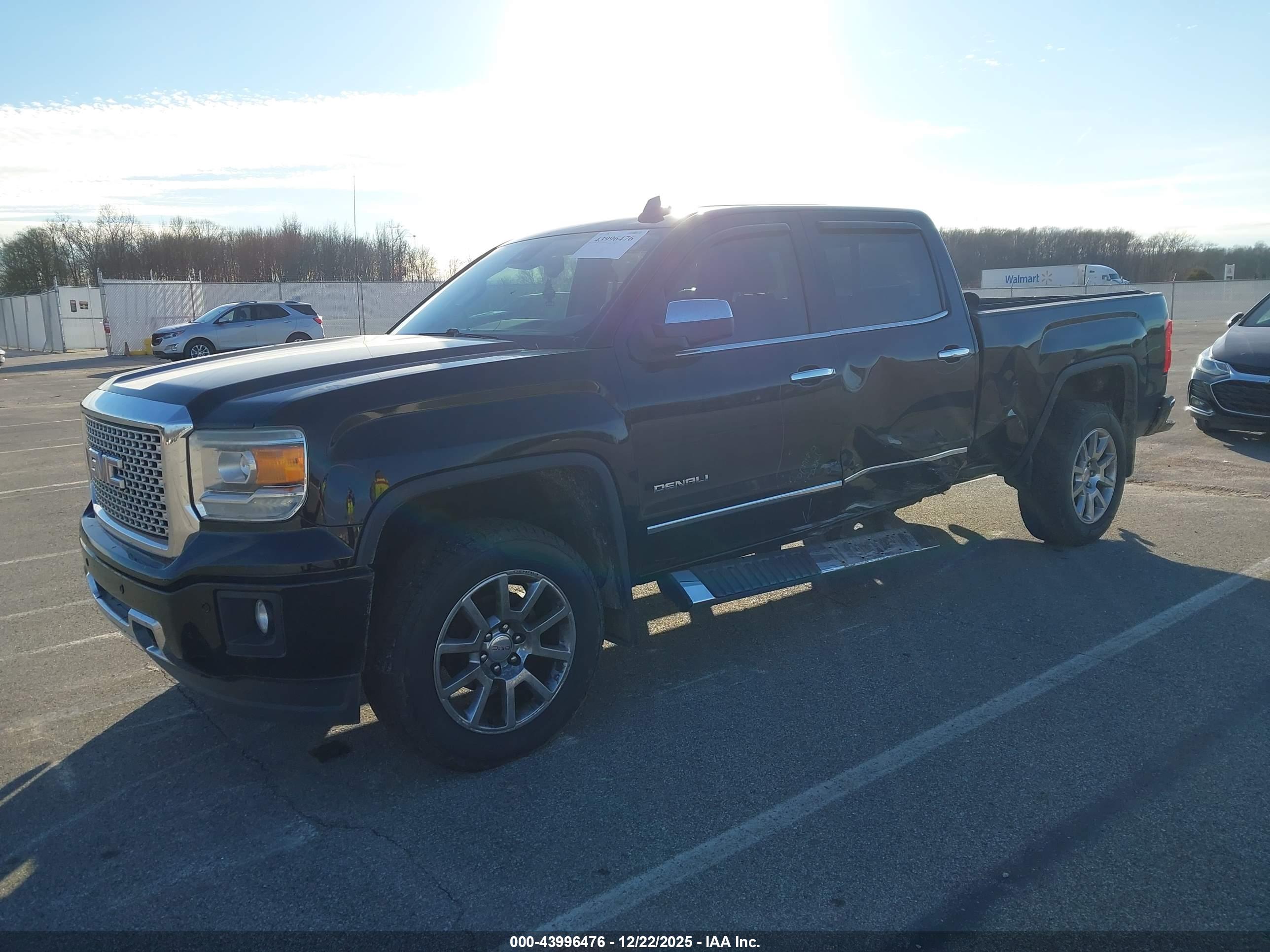 GMC SIERRA image 2