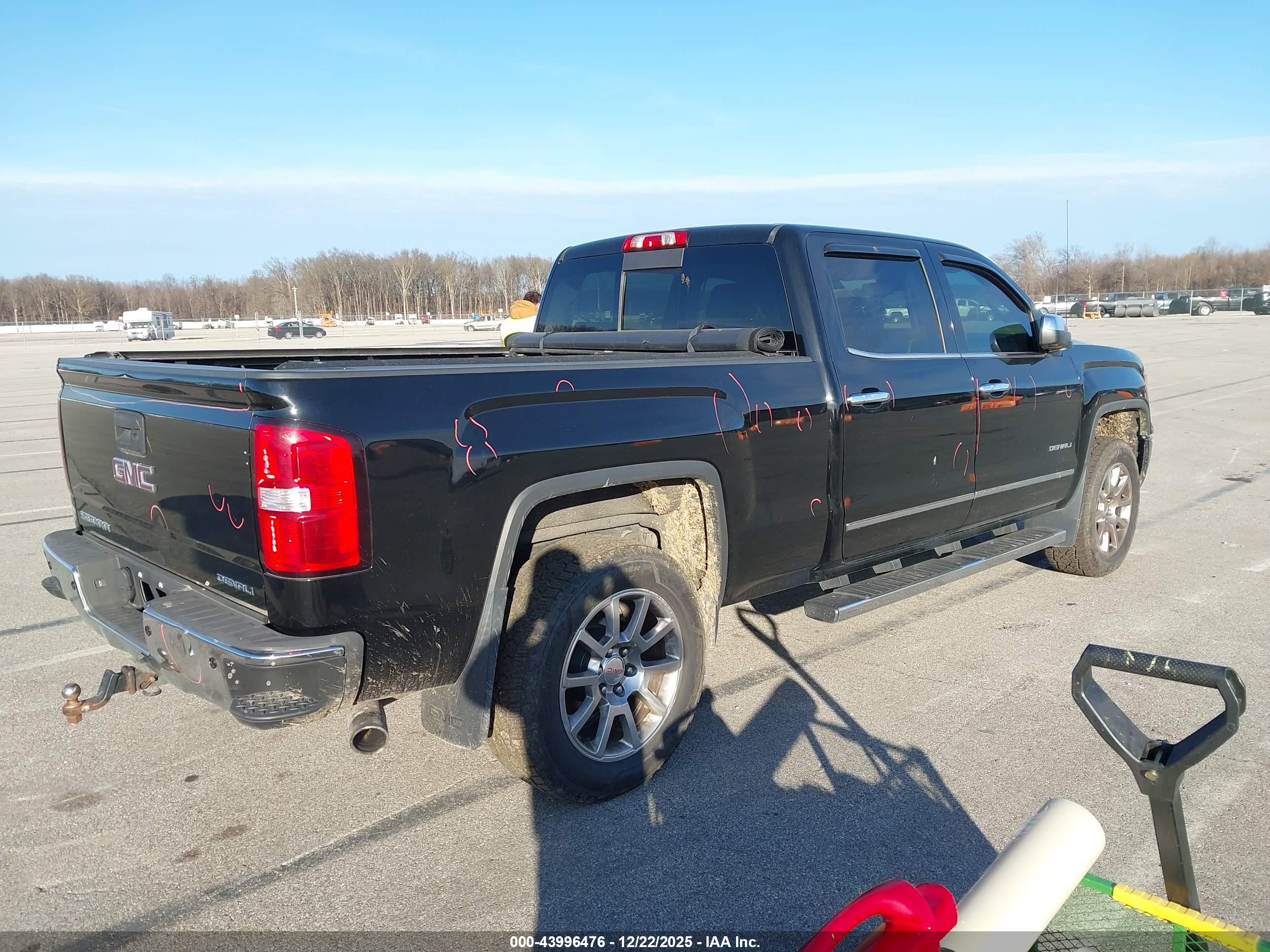 GMC SIERRA image 4