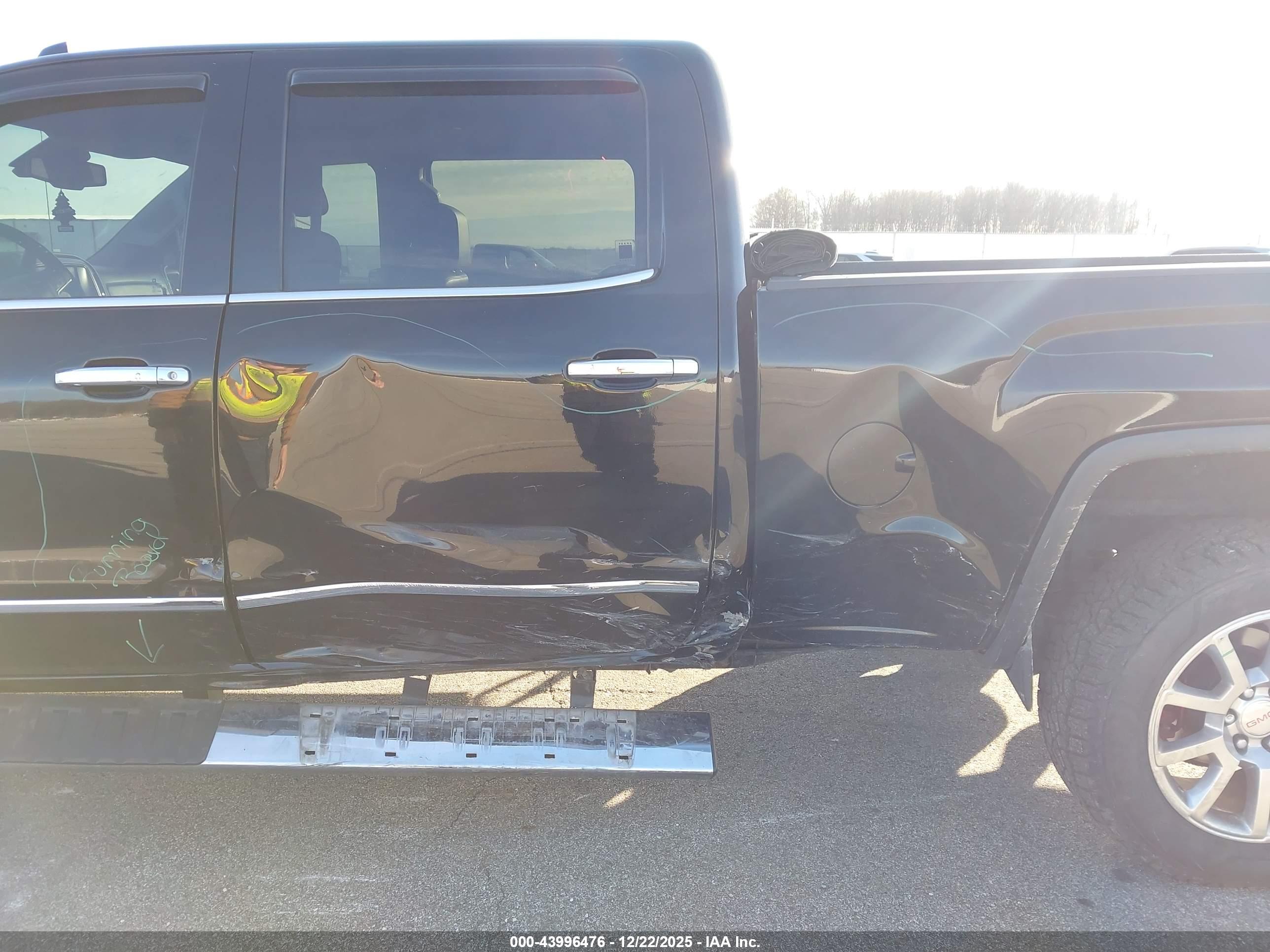 GMC SIERRA image 6
