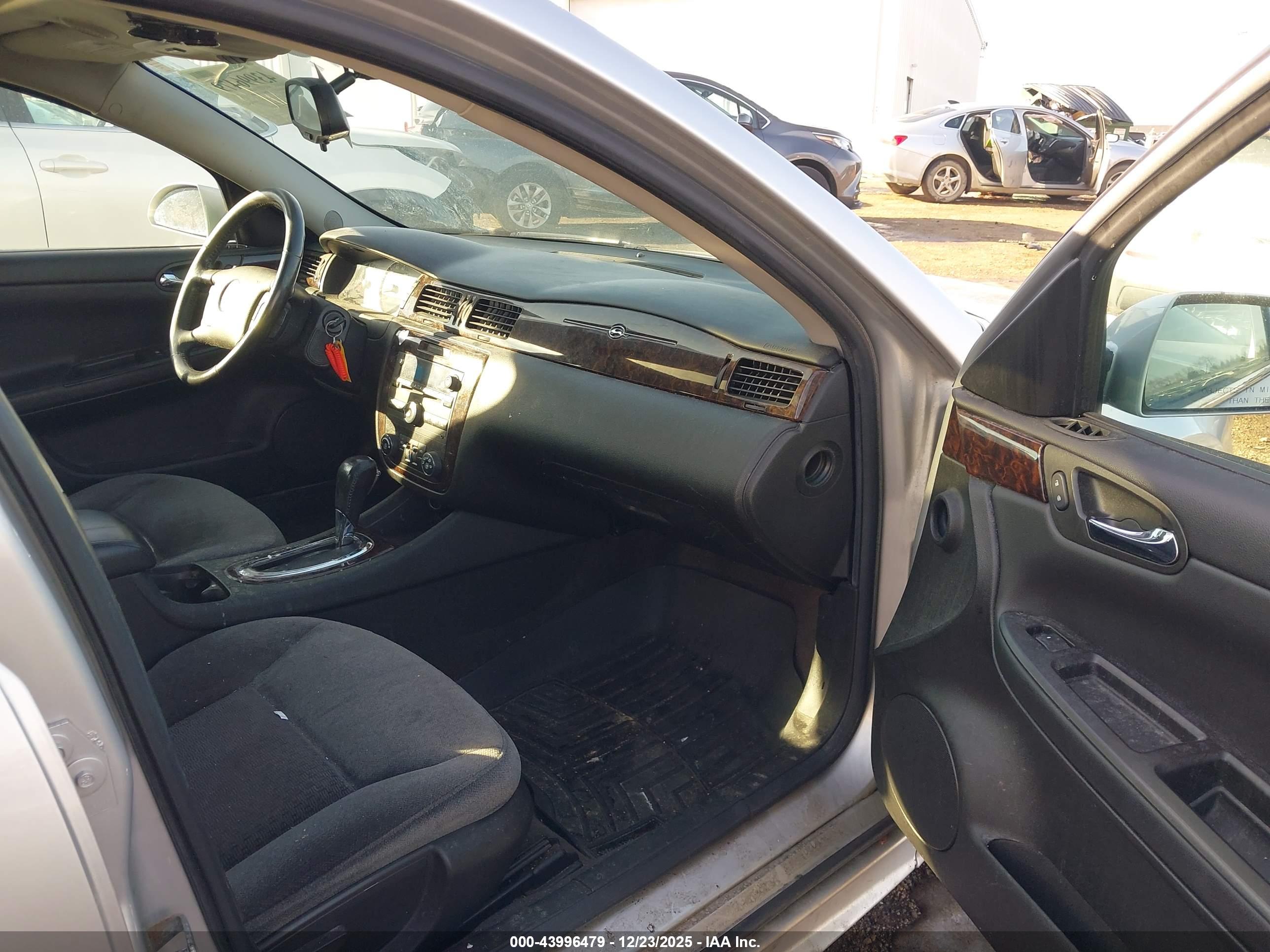 CHEVROLET IMPALA image 5