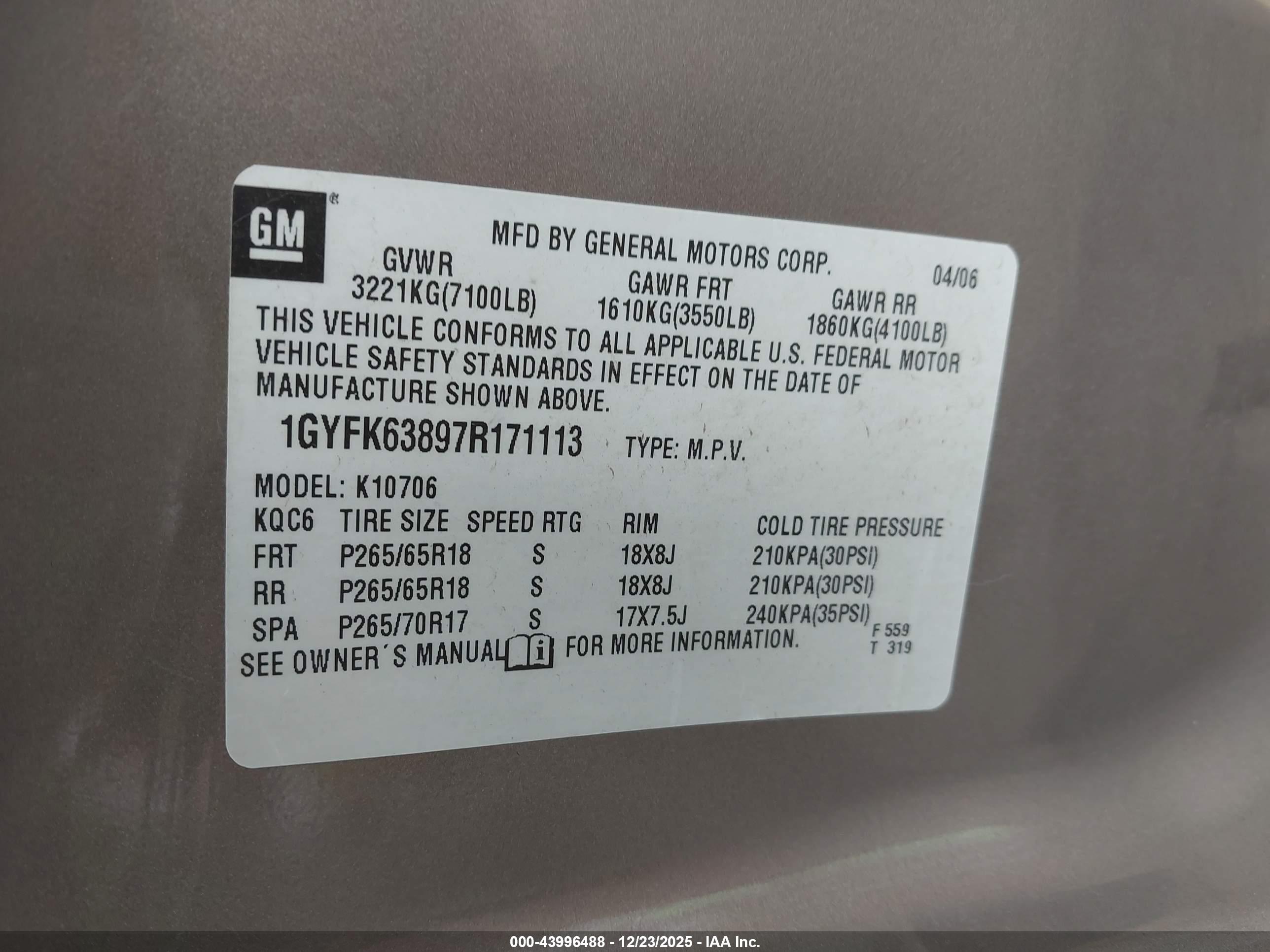 CADILLAC ESCALADE image 9