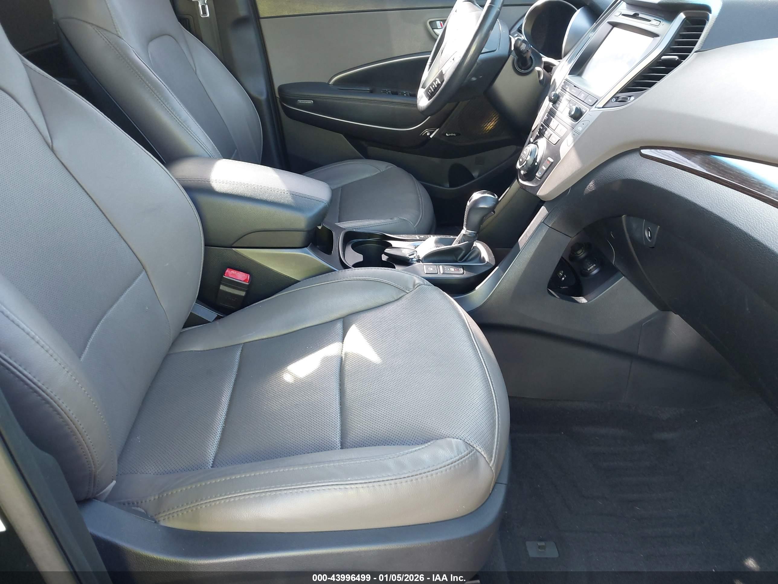HYUNDAI SANTA image 5