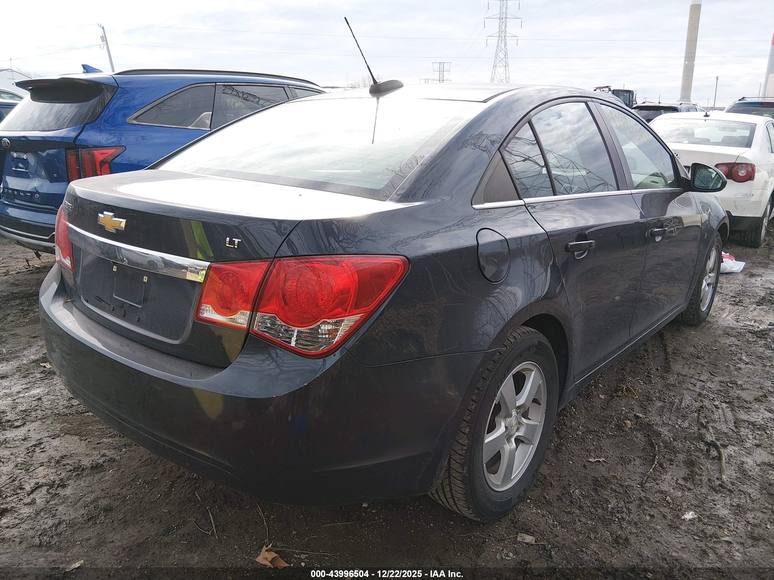 CHEVROLET CRUZE image 4