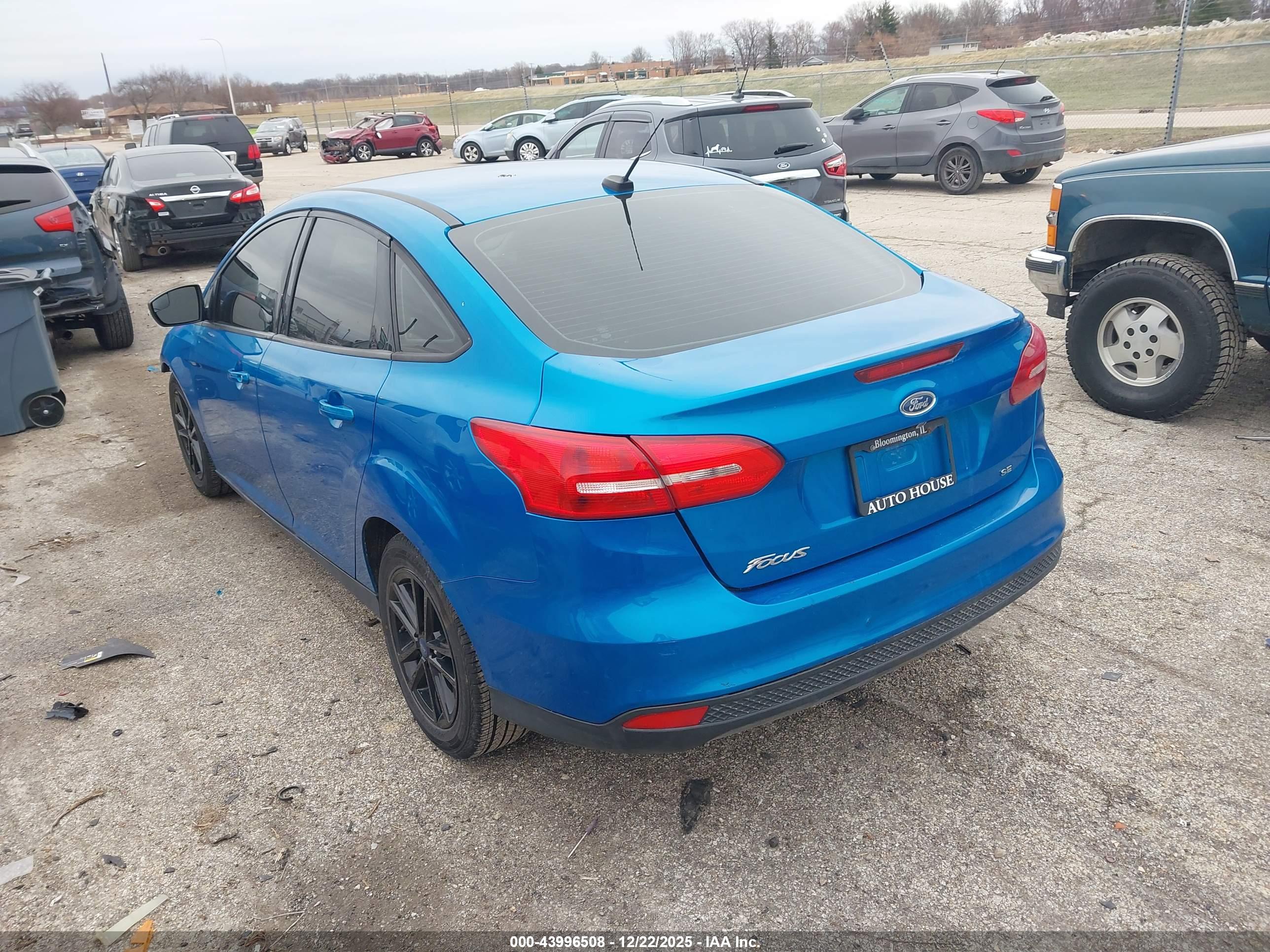 FORD FOCUS image 3