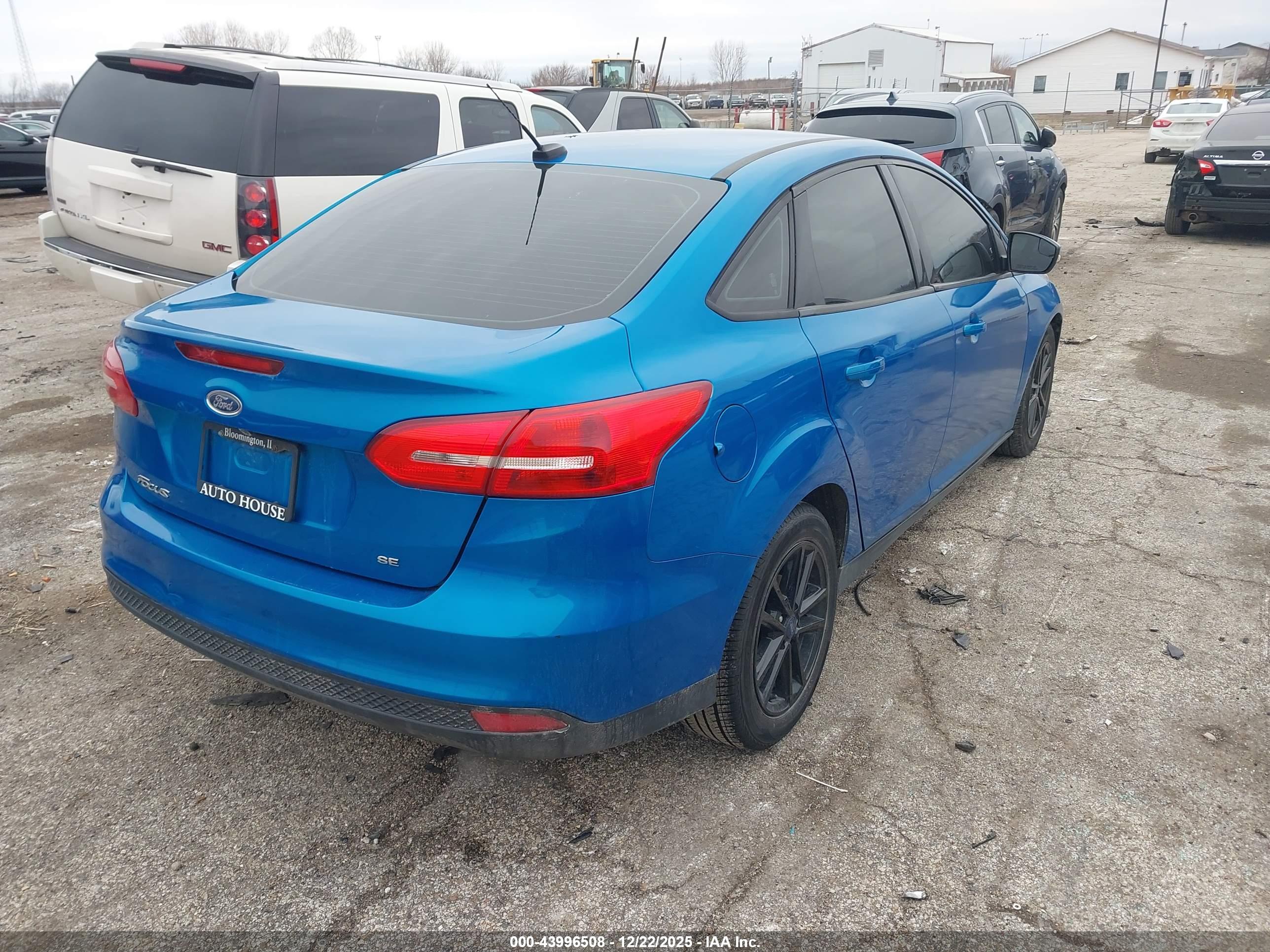 FORD FOCUS image 4