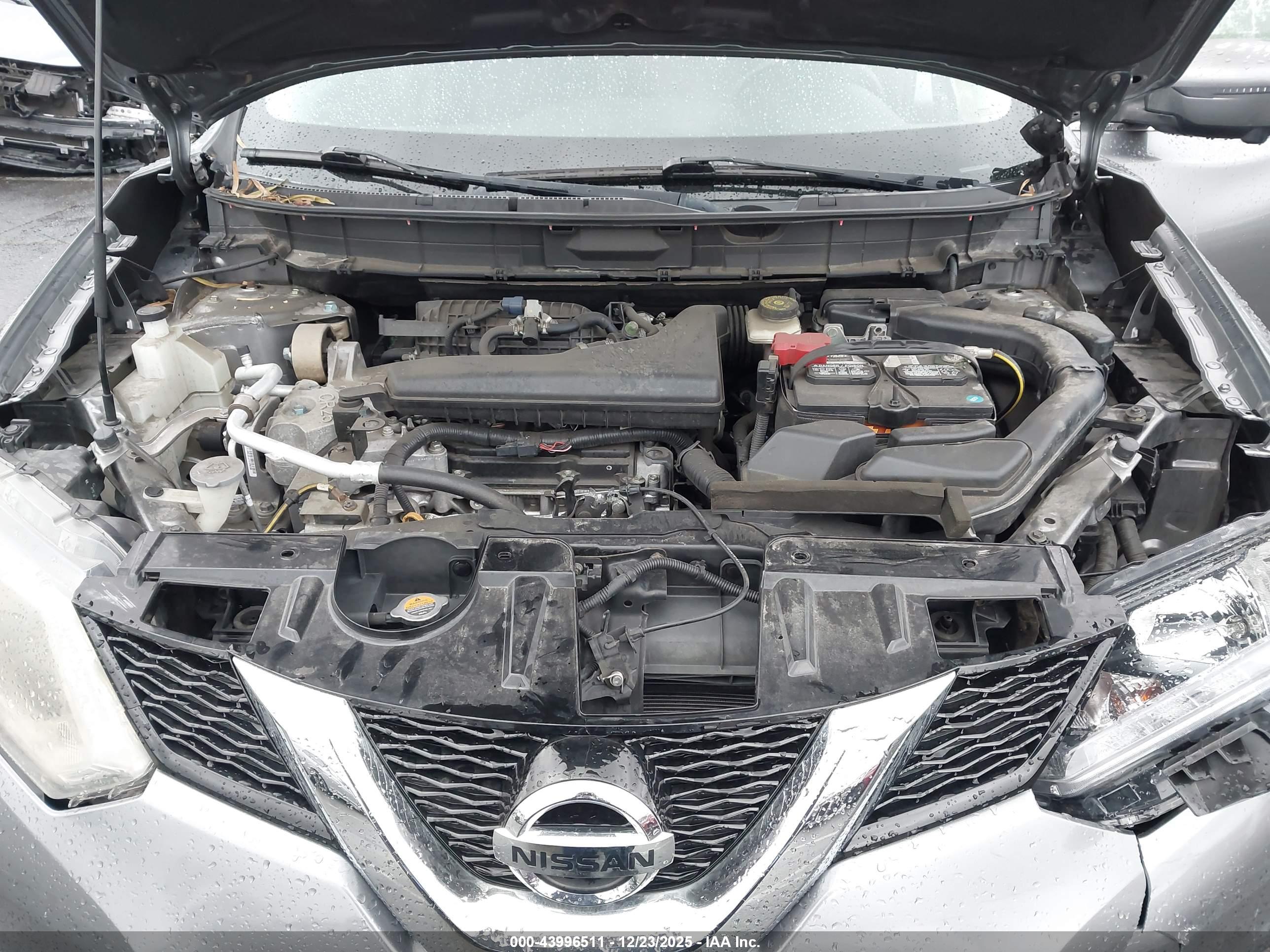 NISSAN ROGUE image 10