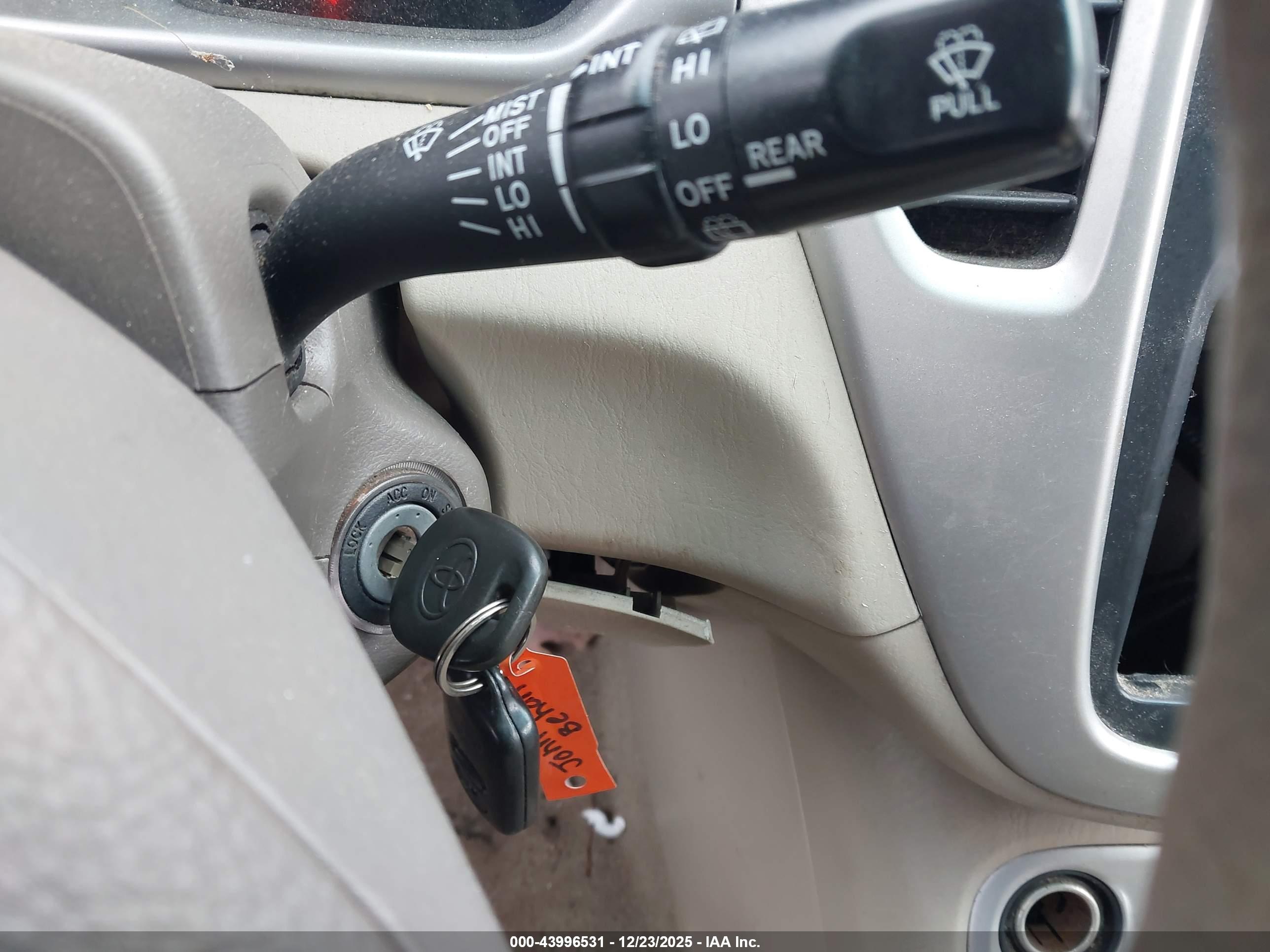 TOYOTA HIGHLANDER image 11