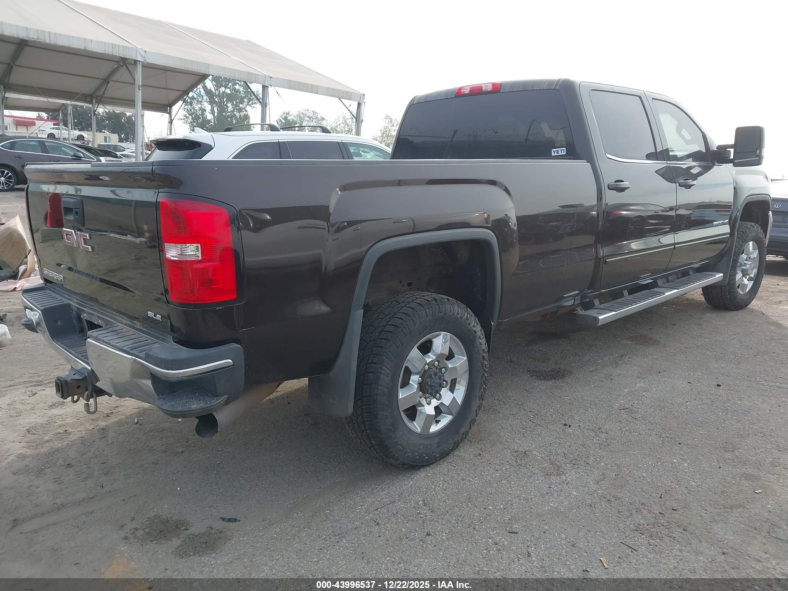GMC SIERRA image 4